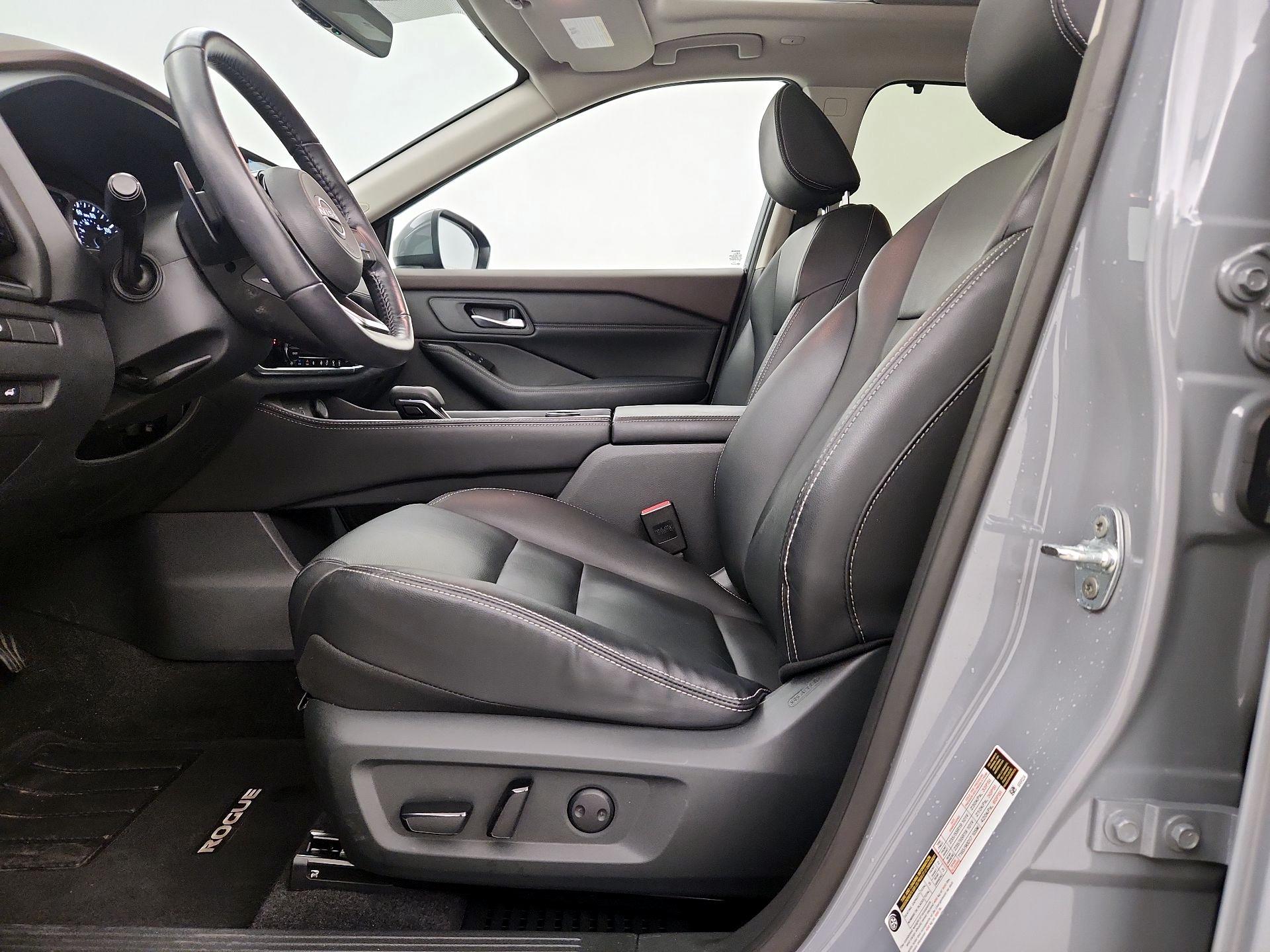 Thumbnail: 2023 Nissan Rogue - 11