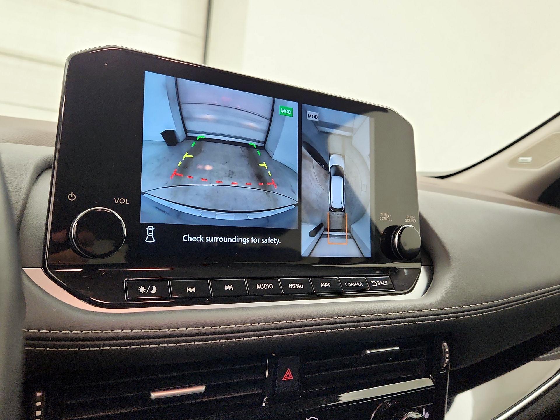 Thumbnail: 2023 Nissan Rogue - 15