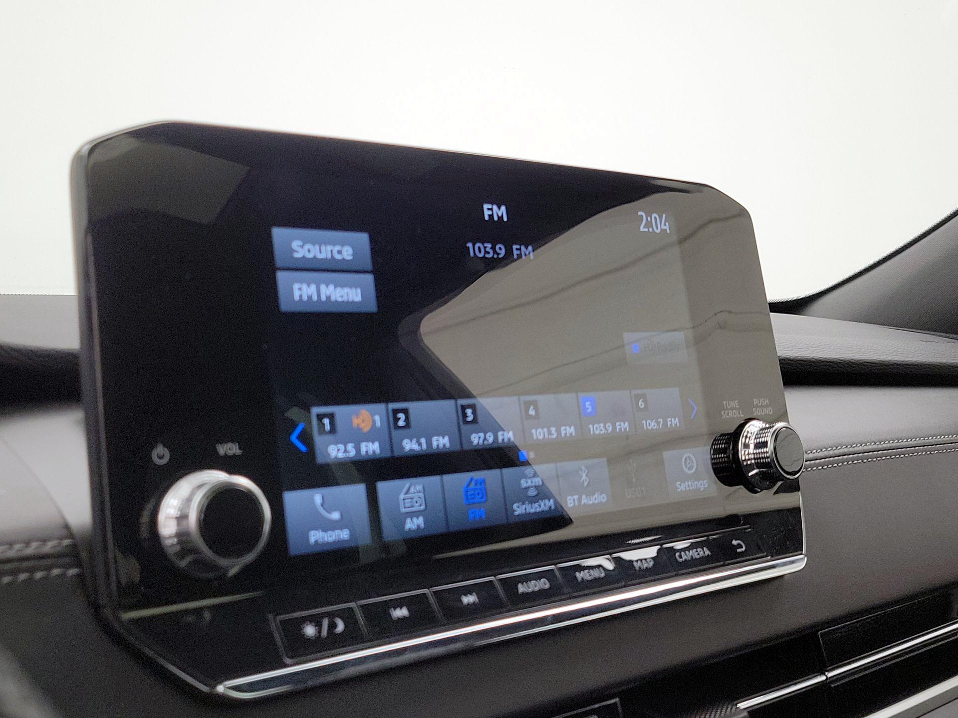 Thumbnail: 2023 Mitsubishi Outlander - 16