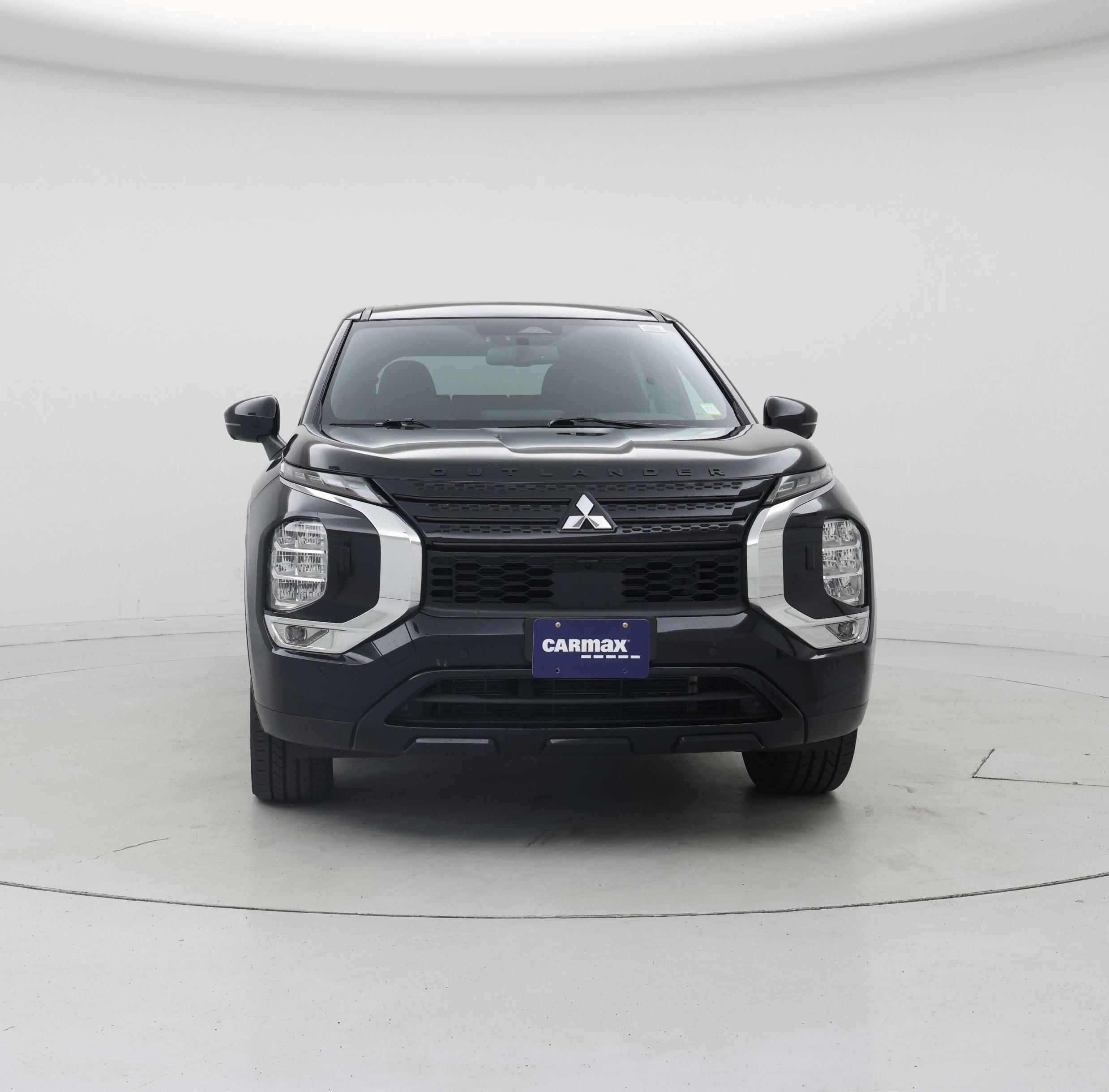 Thumbnail: 2023 Mitsubishi Outlander - 5