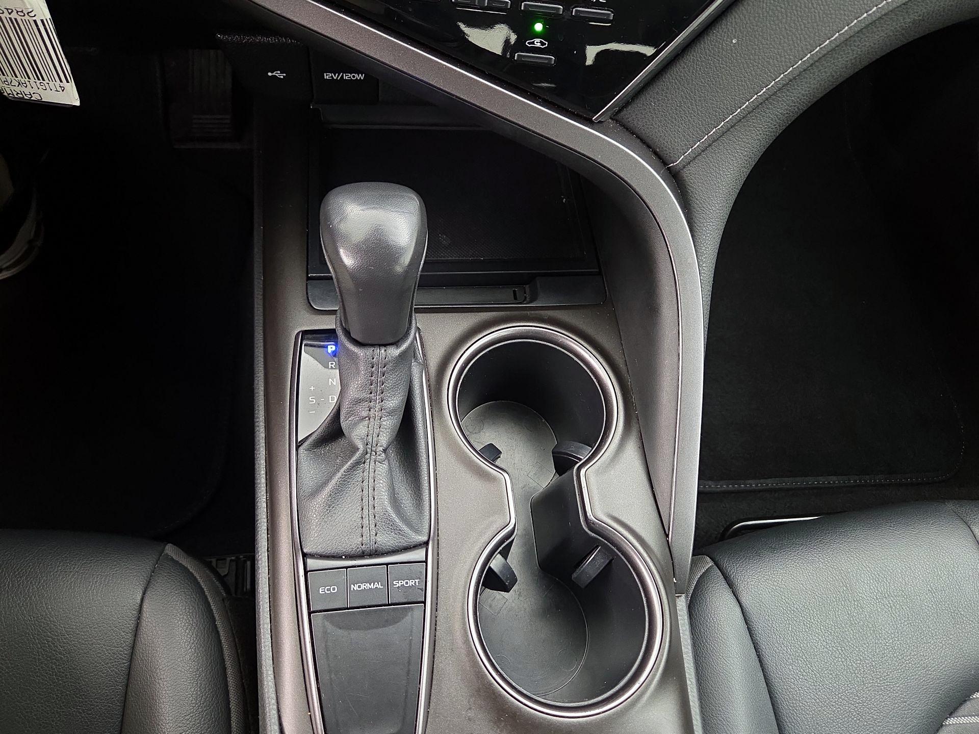 Thumbnail: 2023 Toyota Camry - 17