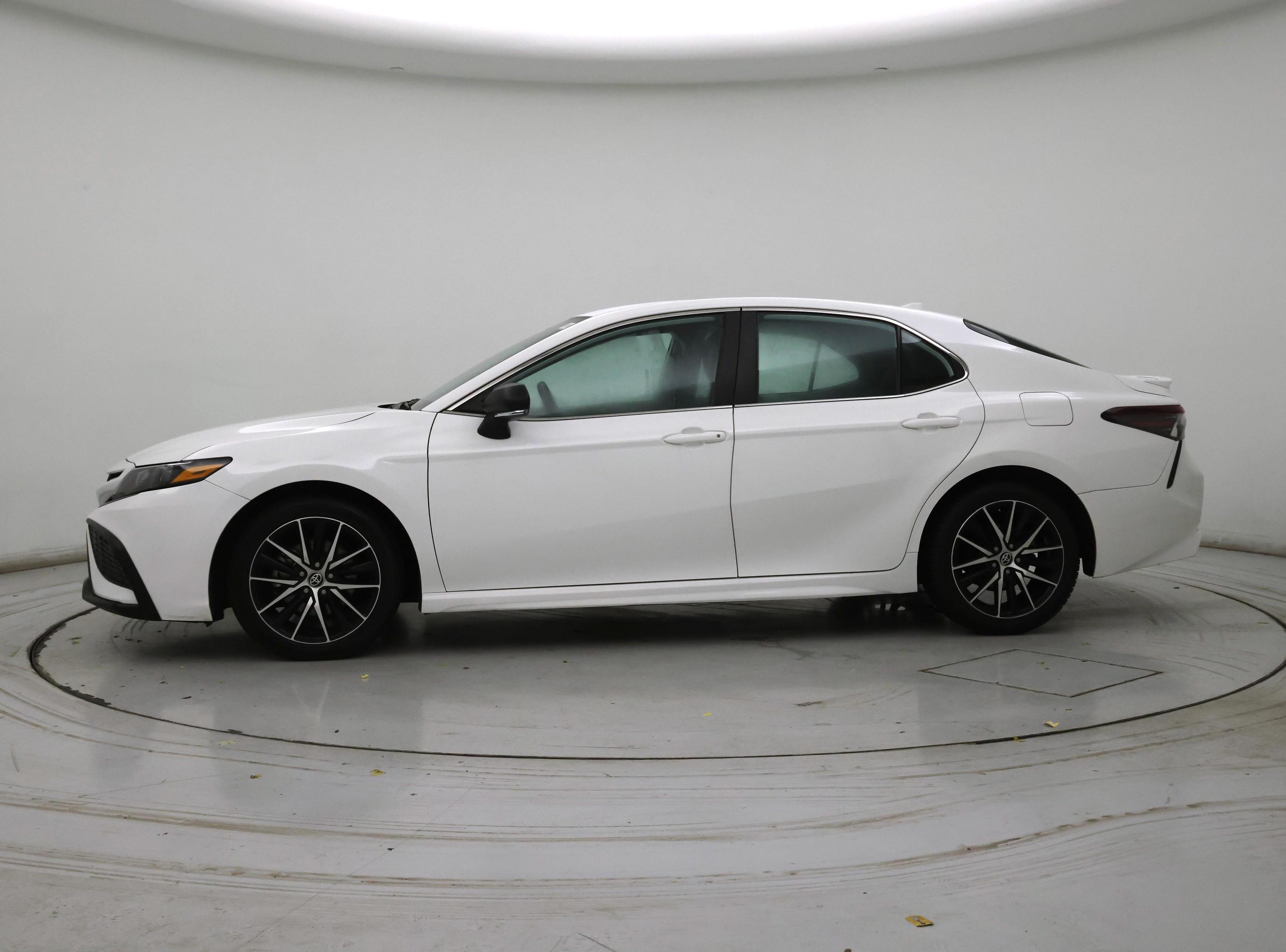 Thumbnail: 2023 Toyota Camry - 3