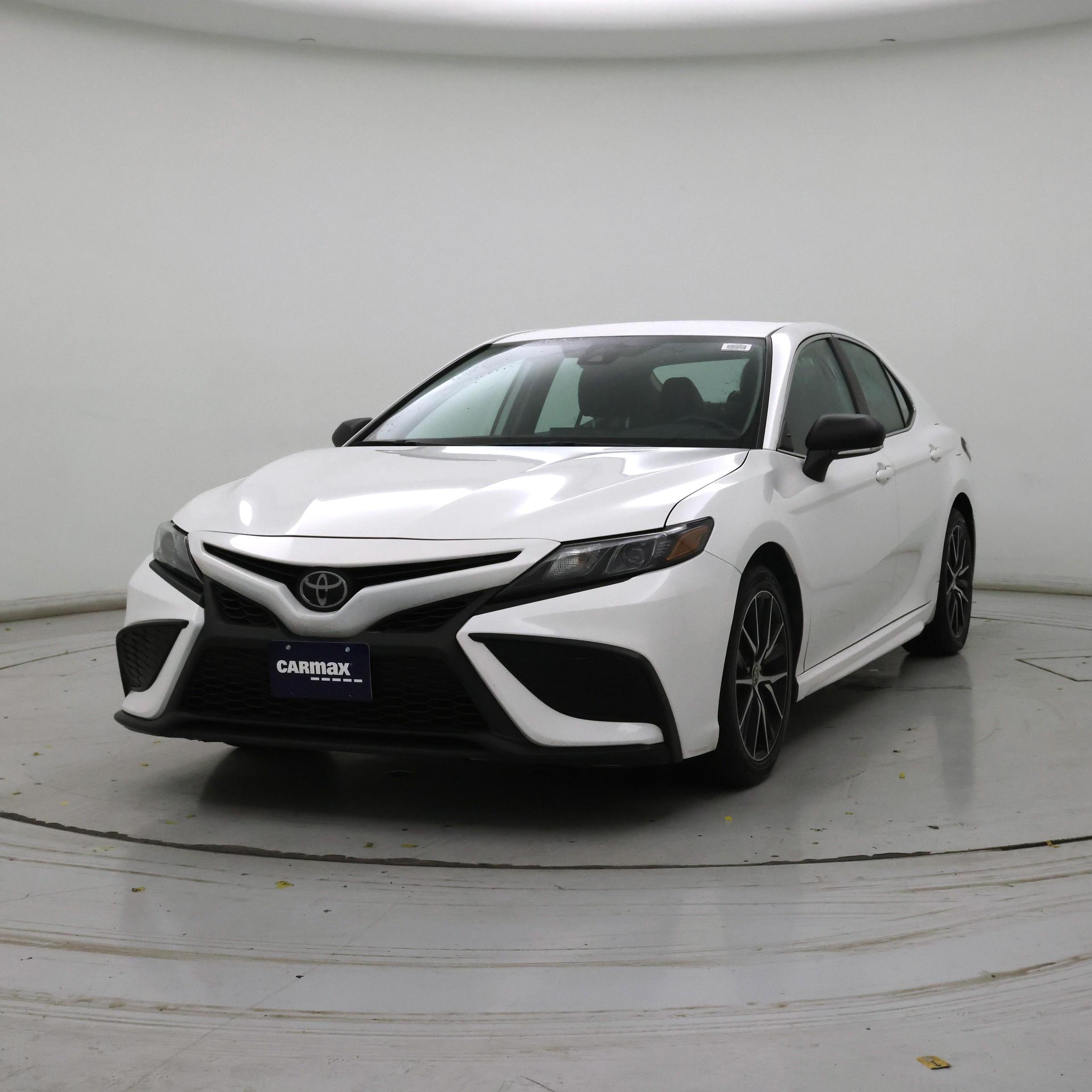 Thumbnail: 2023 Toyota Camry - 4