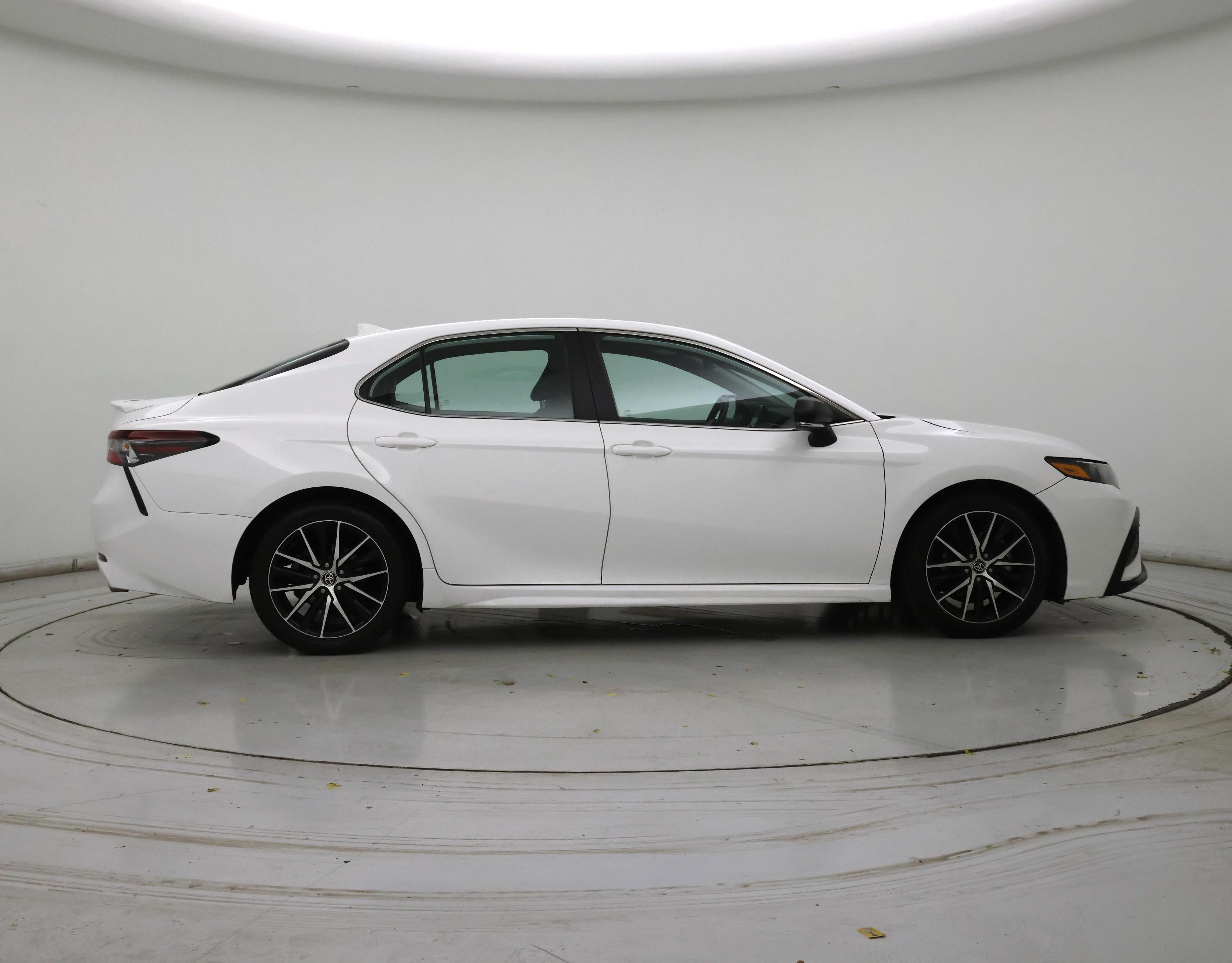 Thumbnail: 2023 Toyota Camry - 7