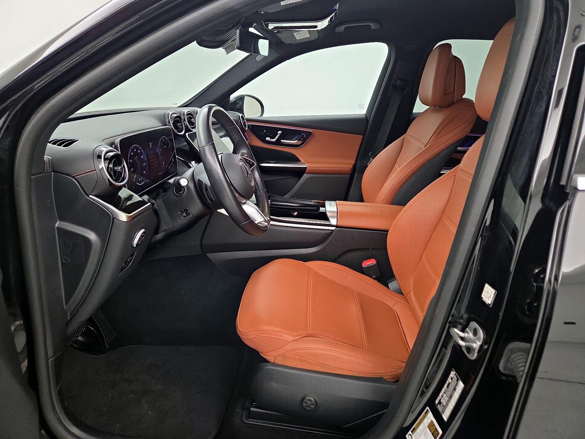 Thumbnail: 2024 Mercedes-Benz GLC - 9