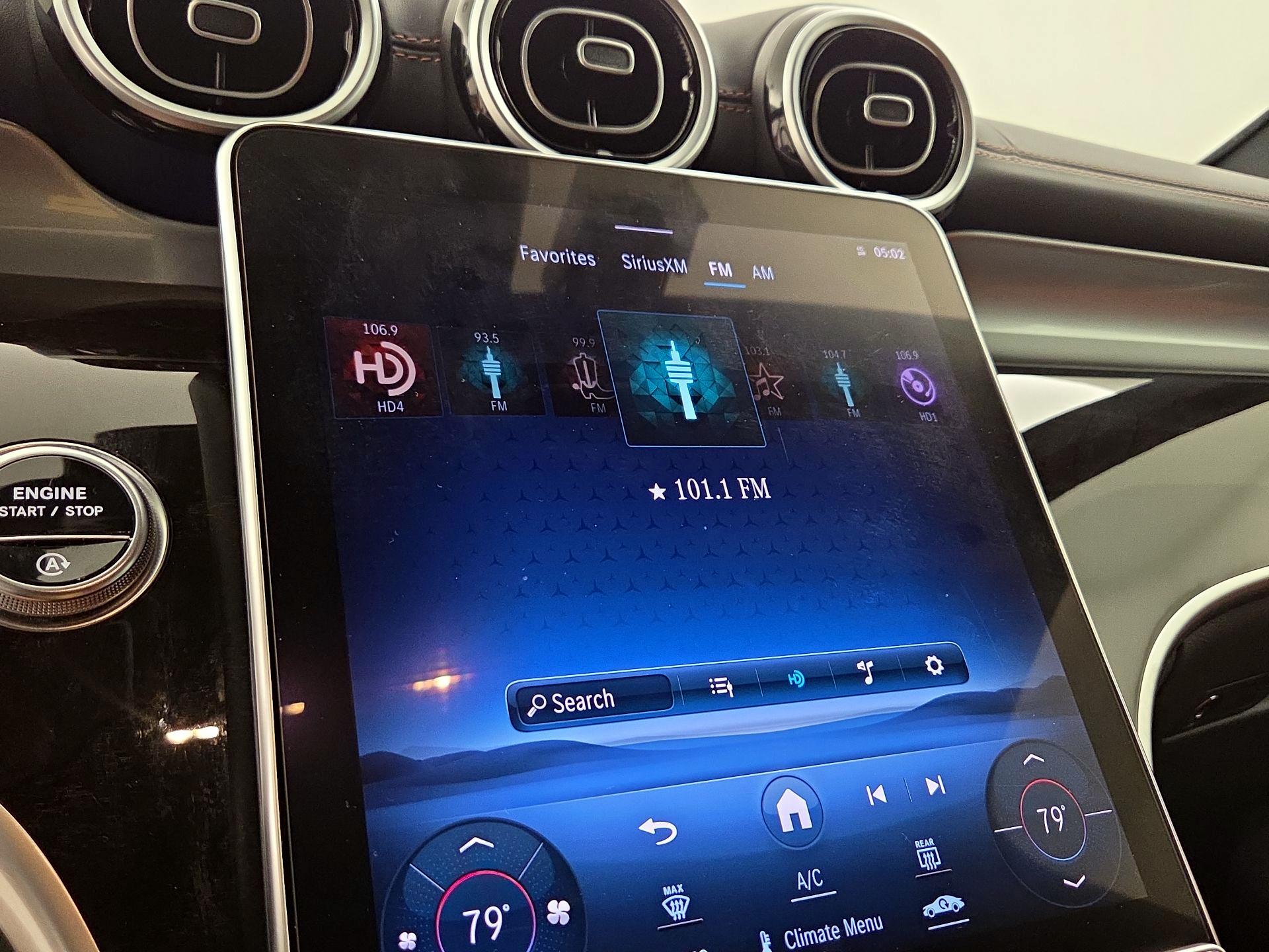 Thumbnail: 2024 Mercedes-Benz GLC - 13