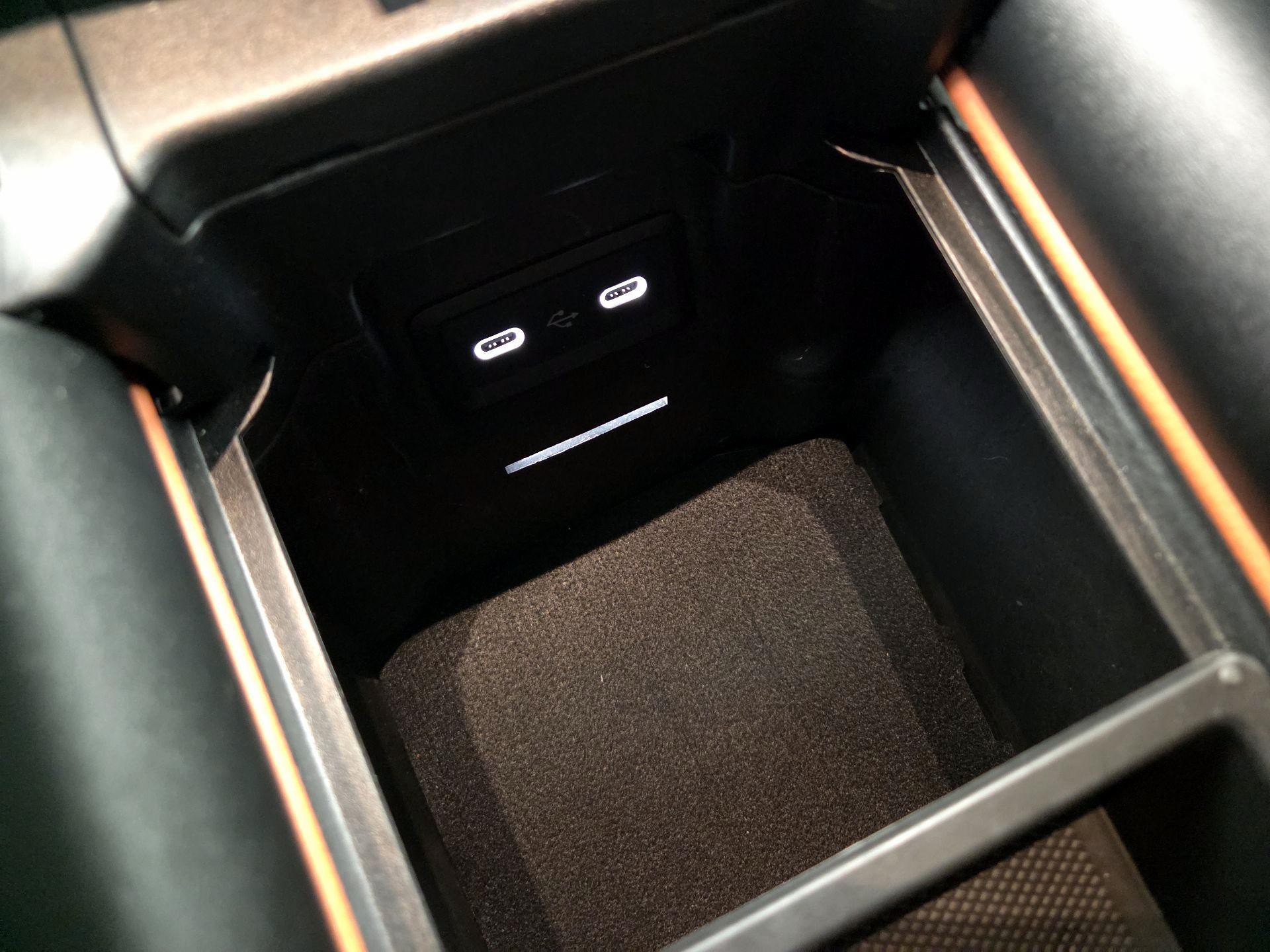 Thumbnail: 2024 Mercedes-Benz GLC - 16