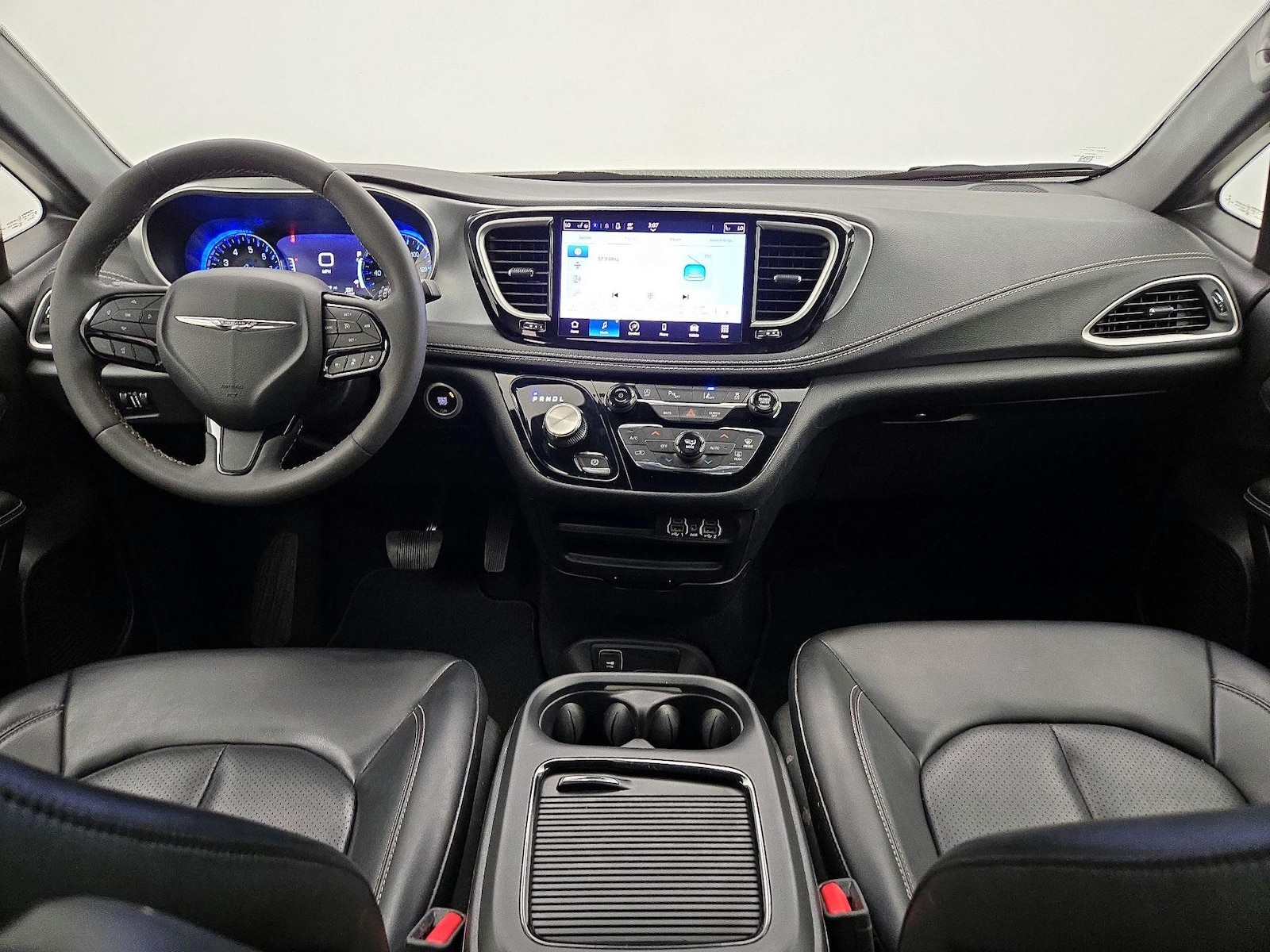 2023 Chrysler Pacifica Touring L - Photo 10