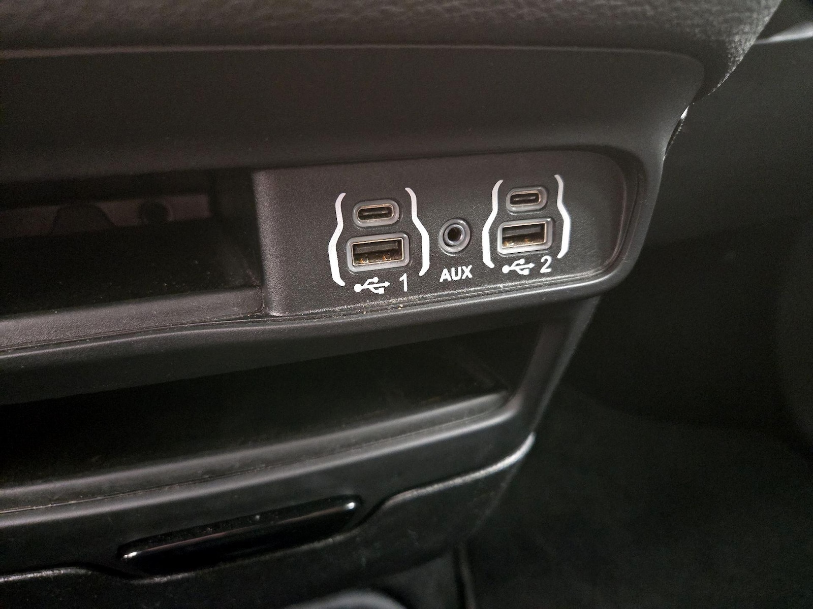 2023 Chrysler Pacifica Touring L - Photo 19
