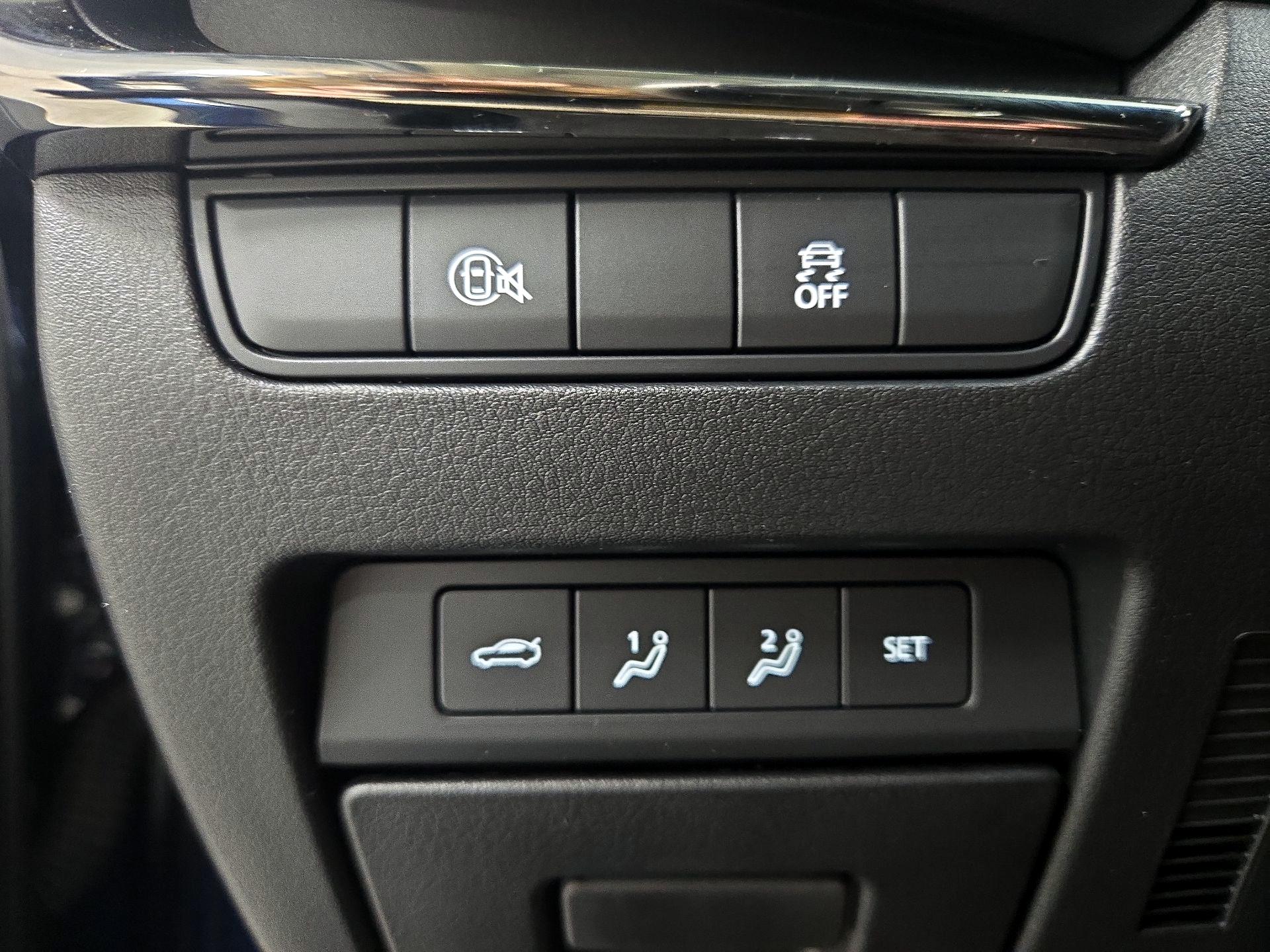 Thumbnail: 2025 Mazda Mazda3 - 13