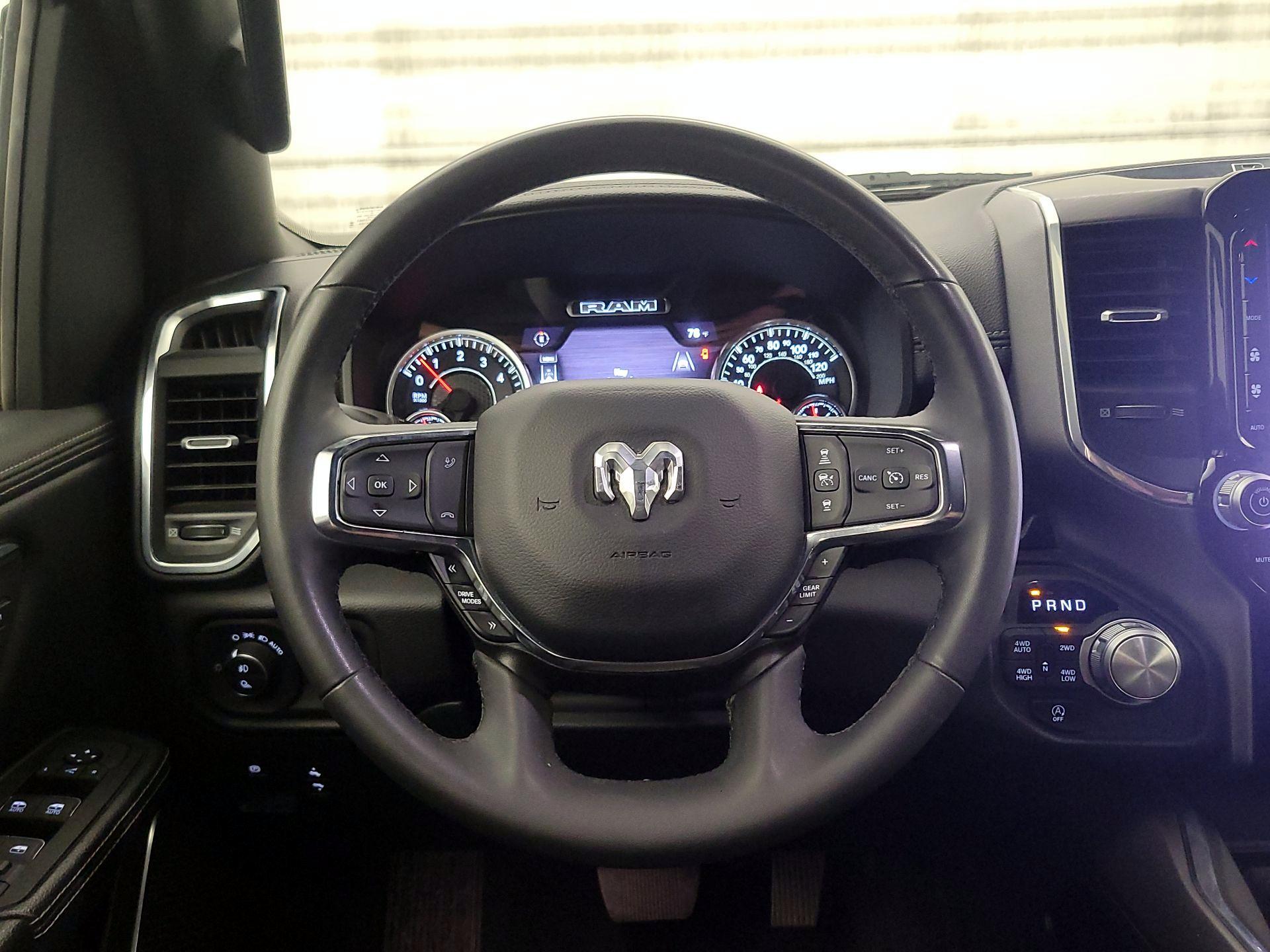 Thumbnail: 2025 RAM 1500 - 10