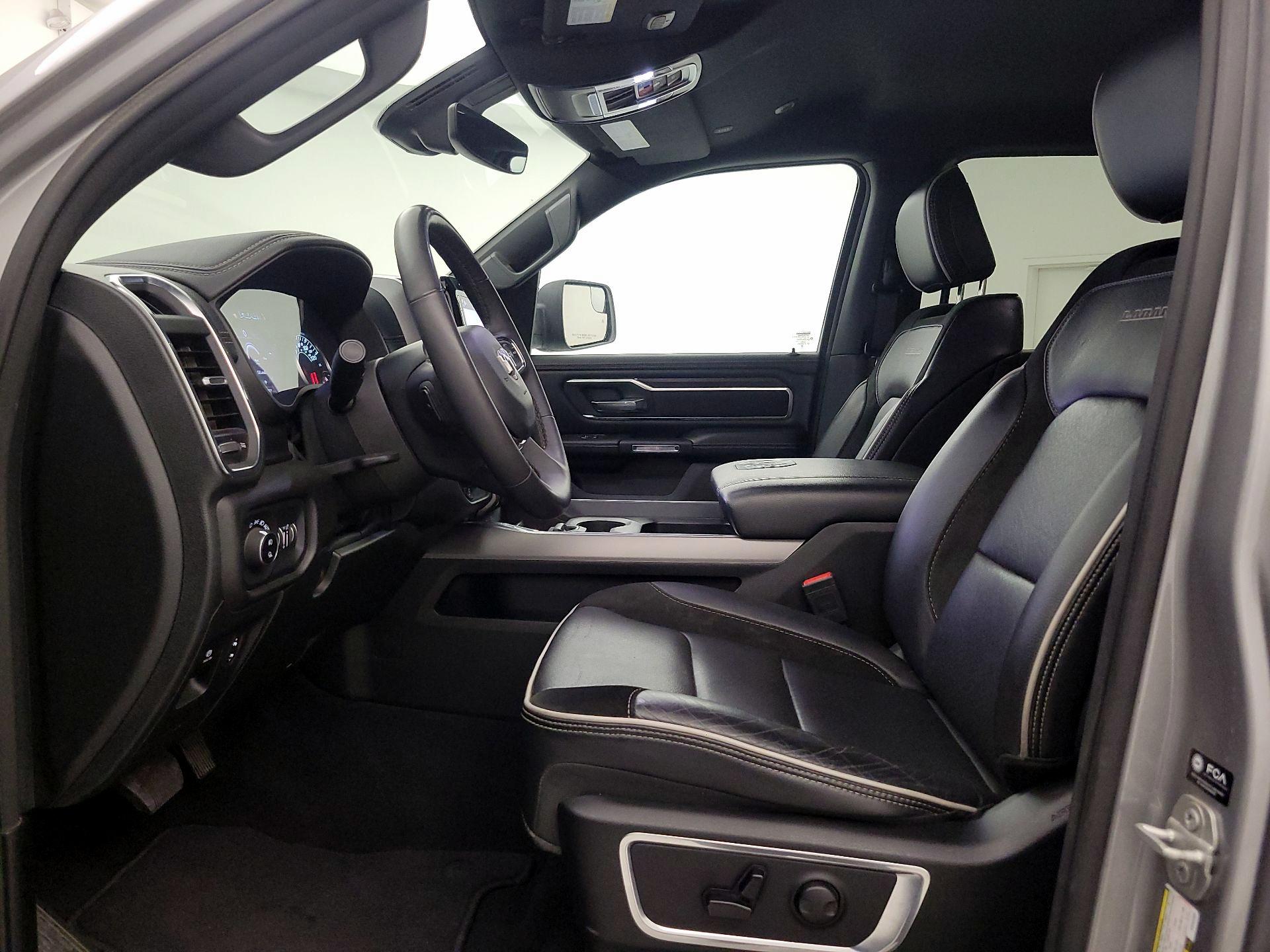 Thumbnail: 2025 RAM 1500 - 11