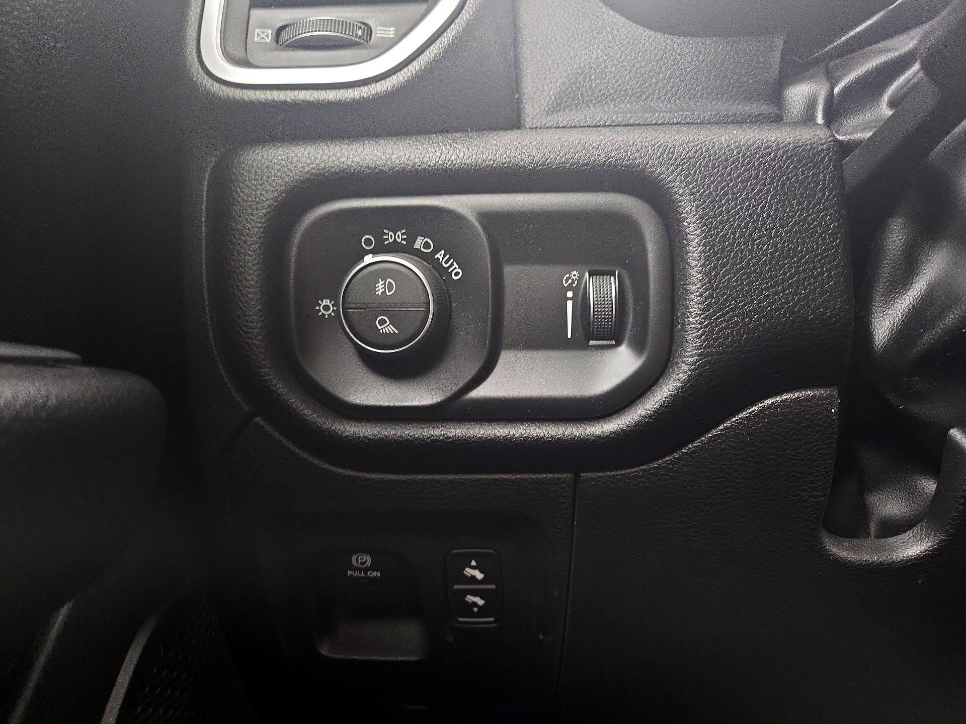 Thumbnail: 2022 RAM 1500 - 13