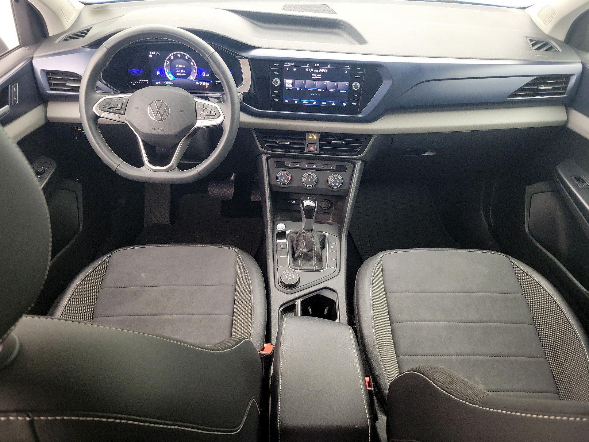 Thumbnail: 2022 Volkswagen Taos - 9