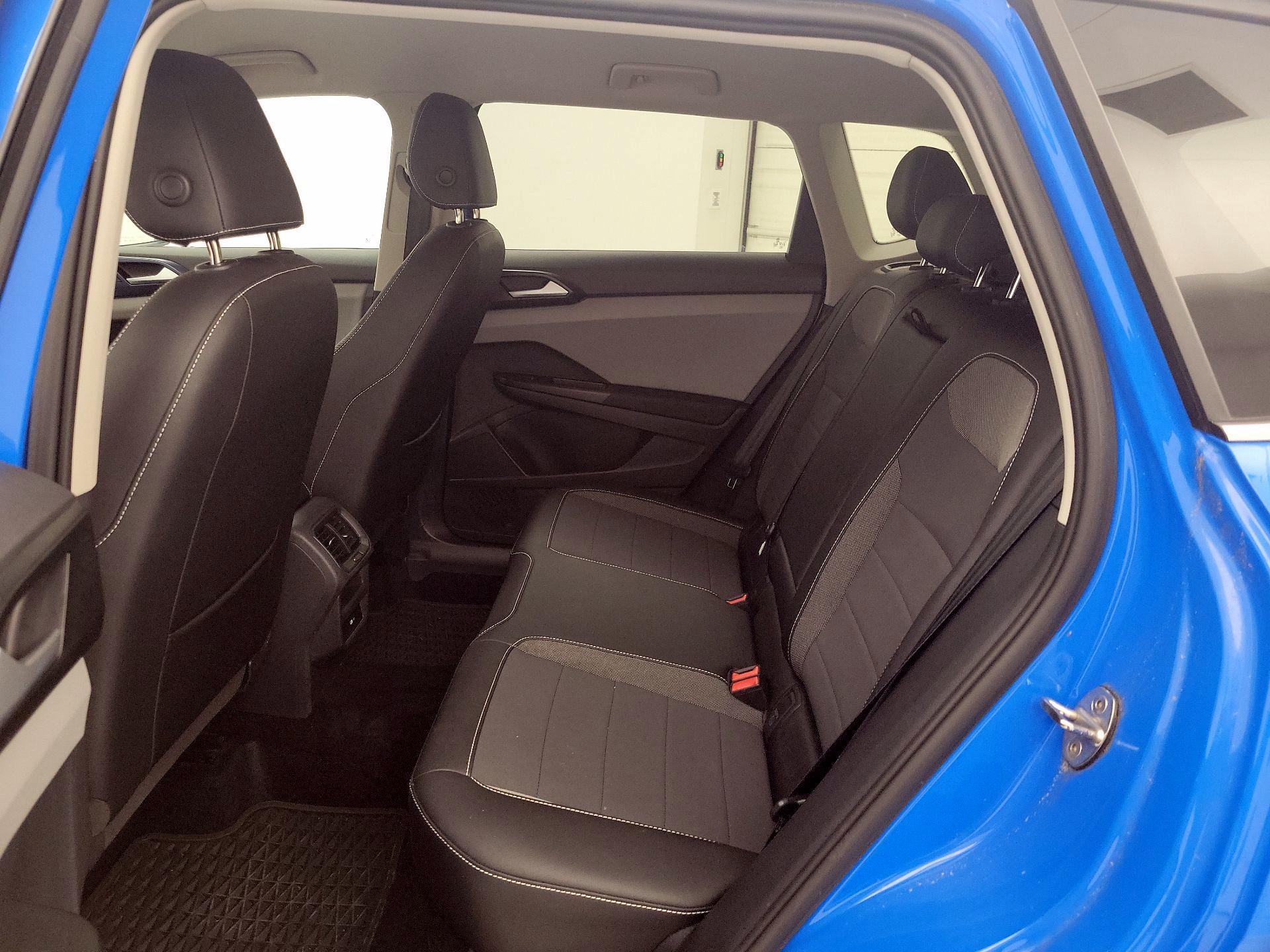 Thumbnail: 2022 Volkswagen Taos - 19