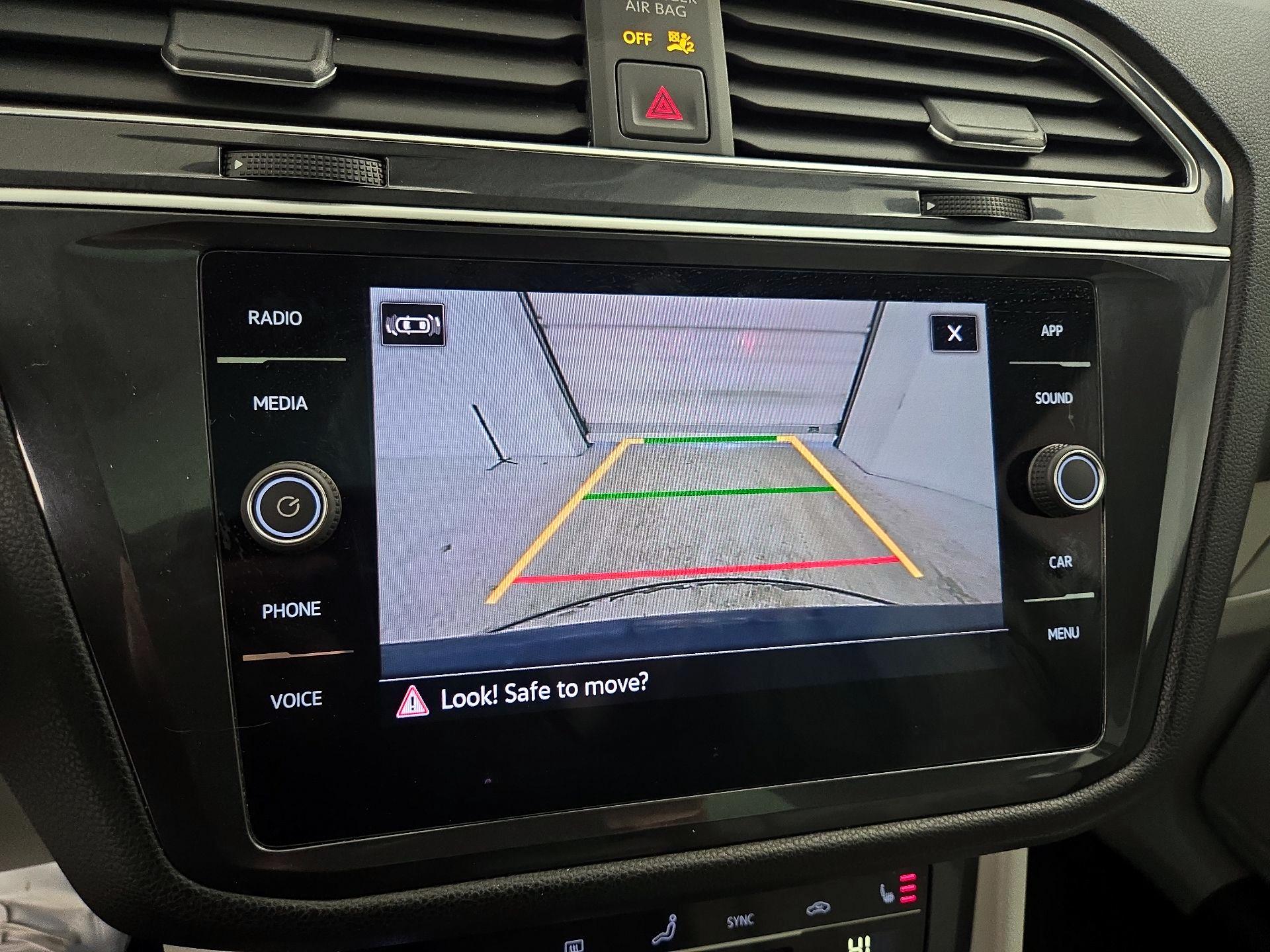 Thumbnail: 2024 Volkswagen Tiguan - 14