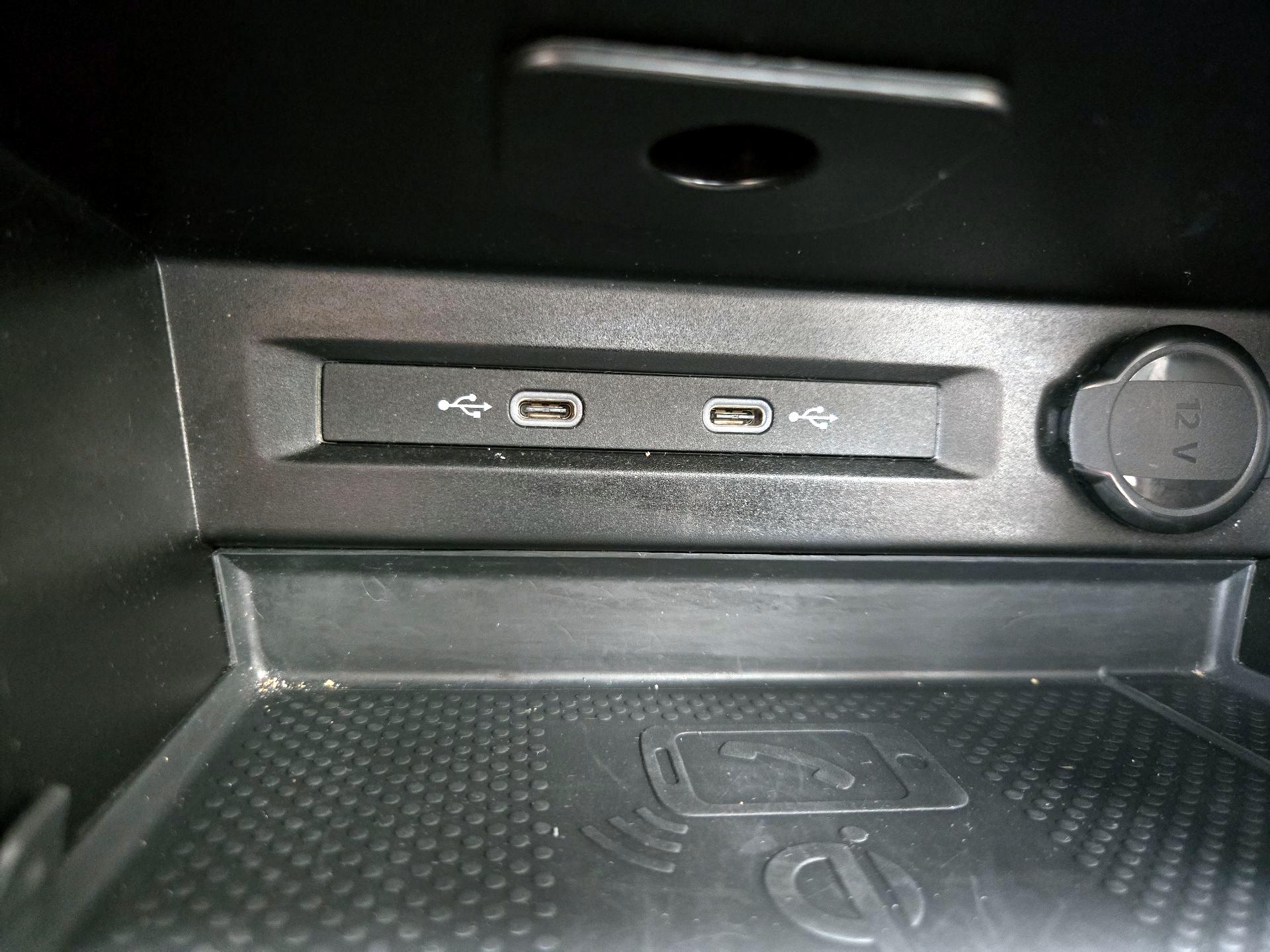 Thumbnail: 2024 Volkswagen Tiguan - 18