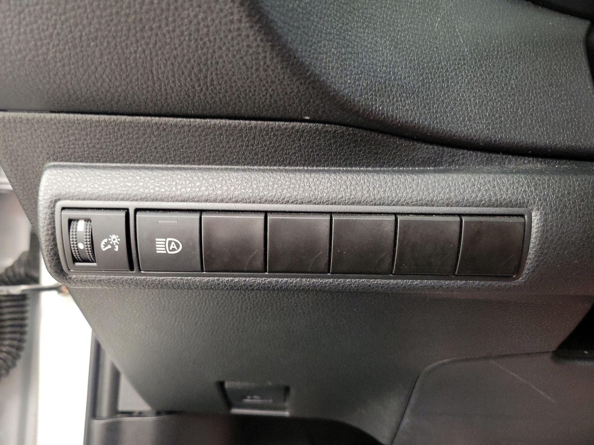 Thumbnail: 2024 Toyota Corolla - 13