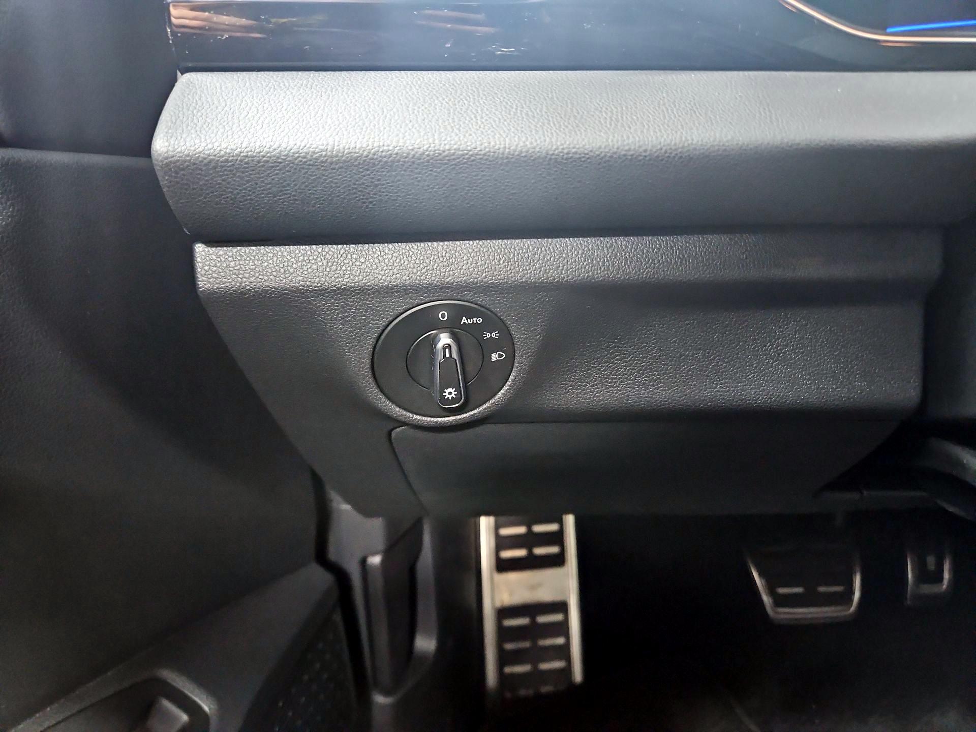 Thumbnail: 2025 Volkswagen Jetta - 13