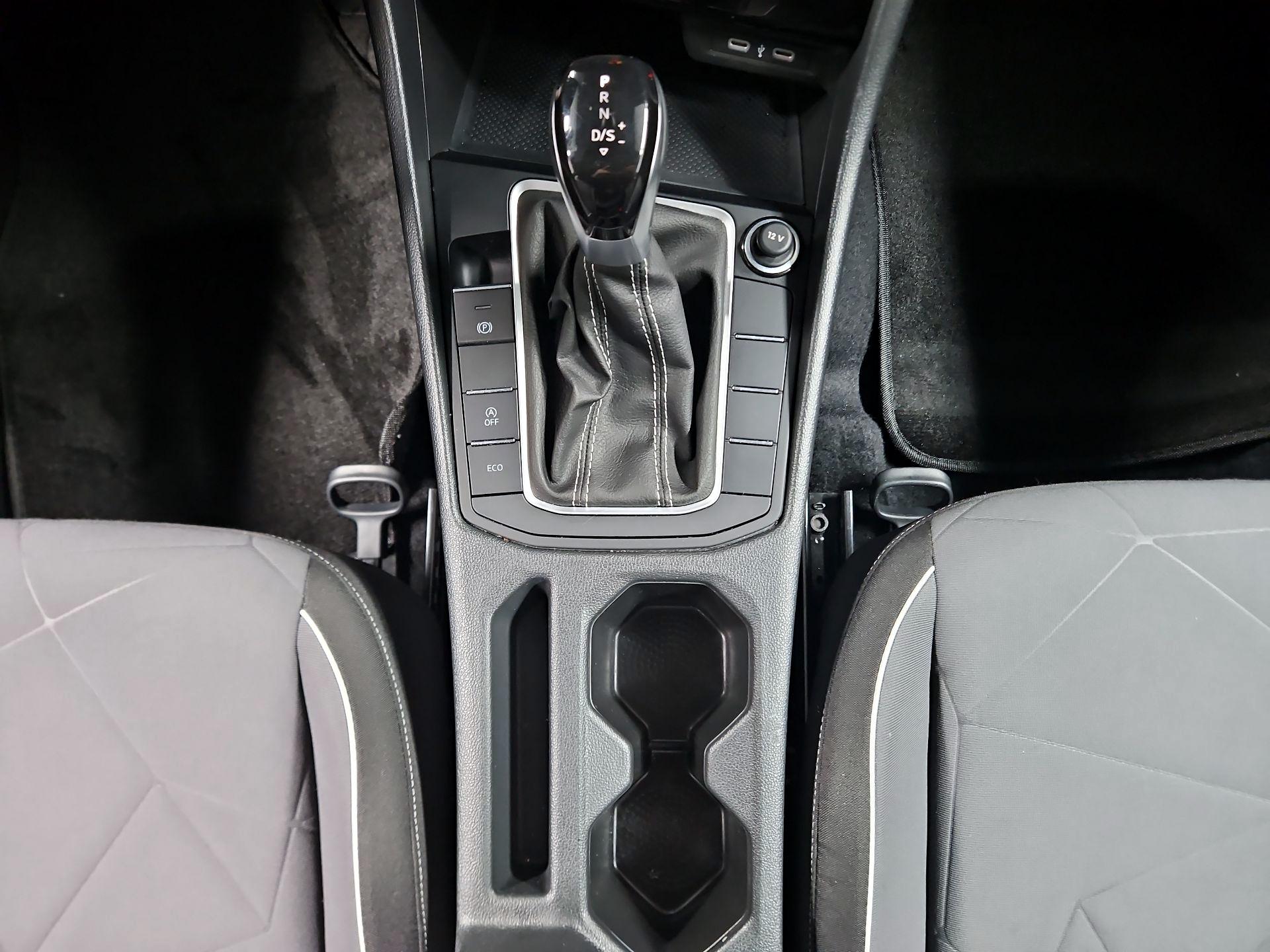 Thumbnail: 2025 Volkswagen Jetta - 17