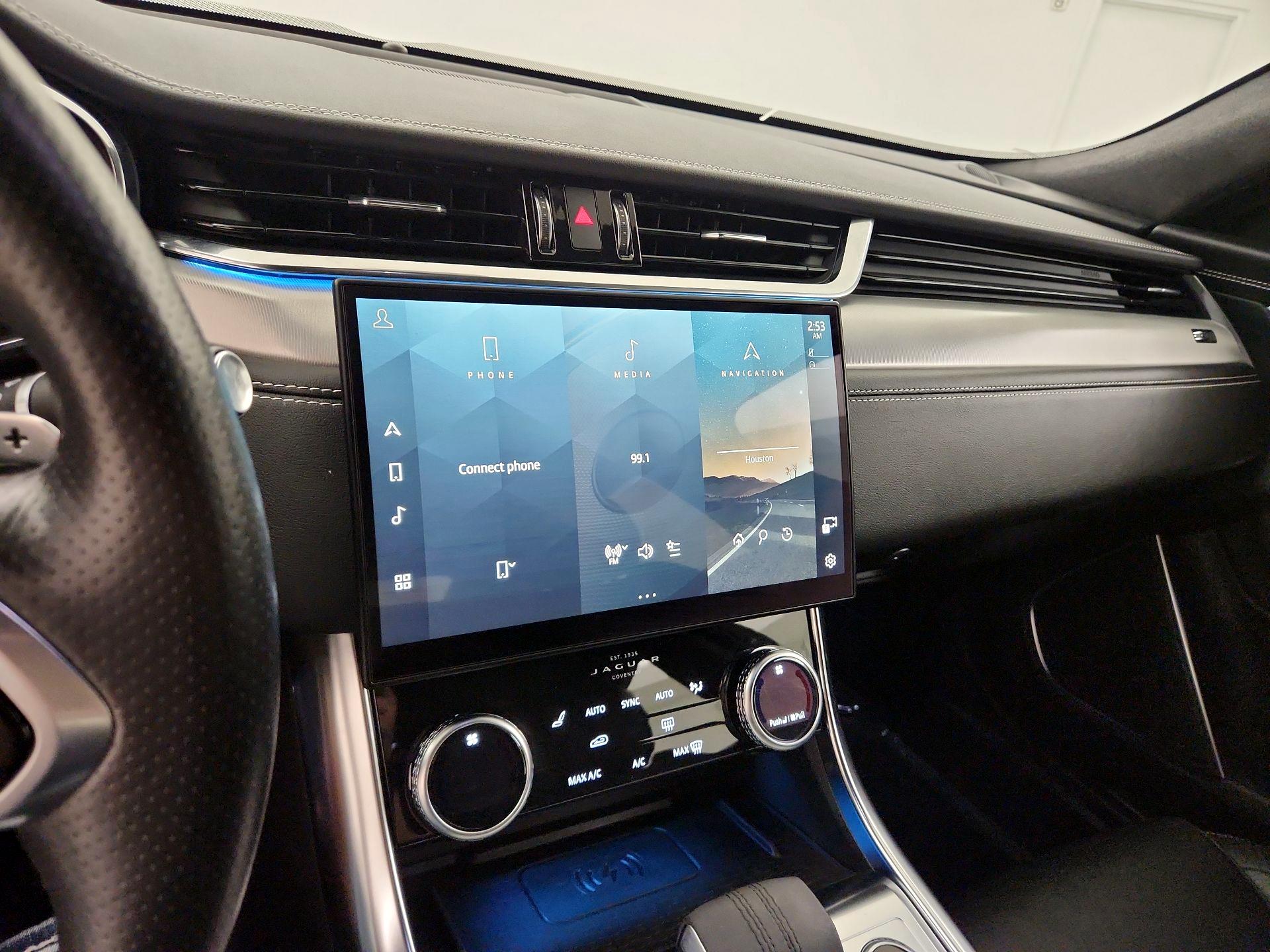 Thumbnail: 2023 Jaguar XF - 11