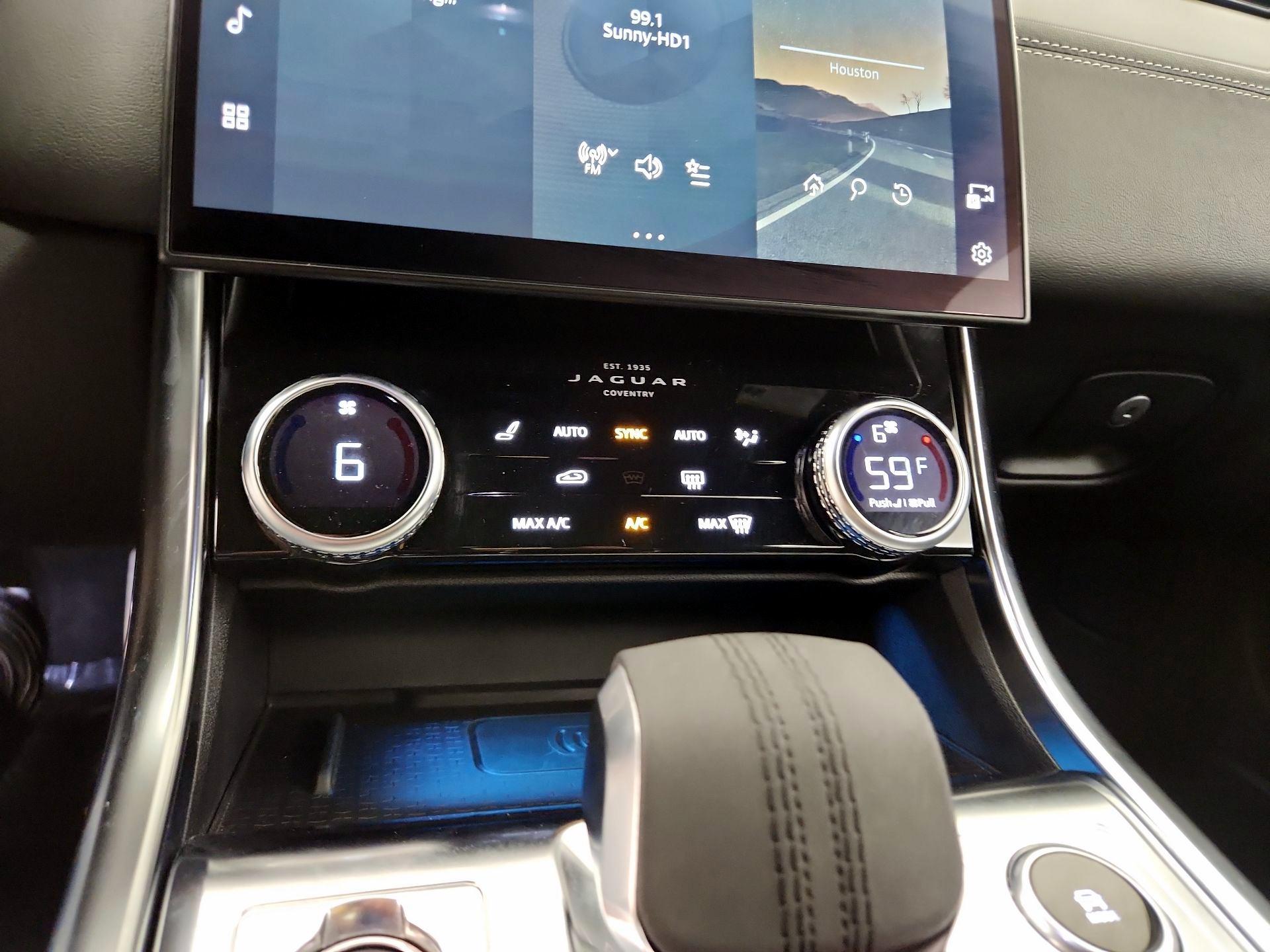 Thumbnail: 2023 Jaguar XF - 12