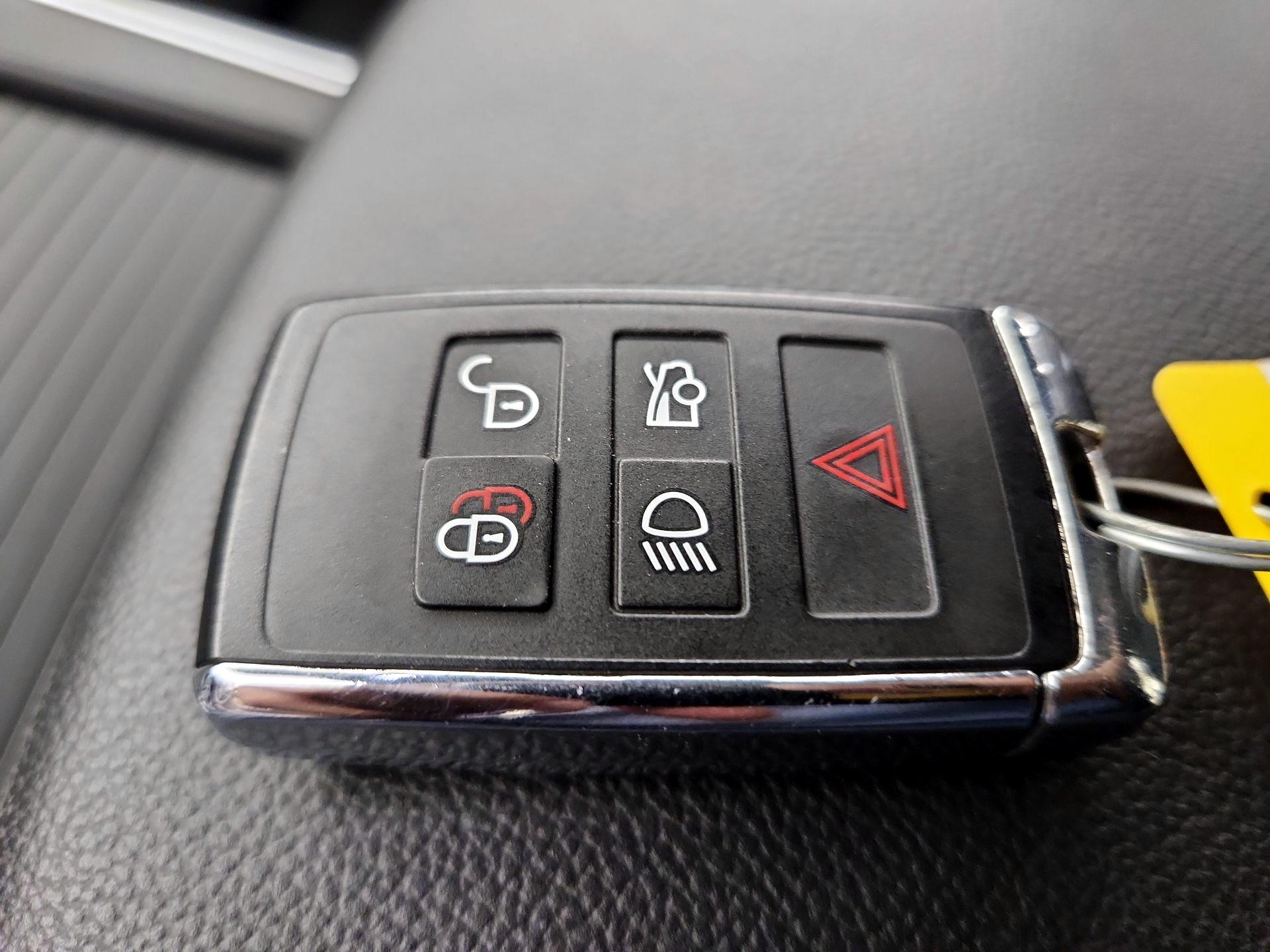 Thumbnail: 2023 Jaguar XF - 16