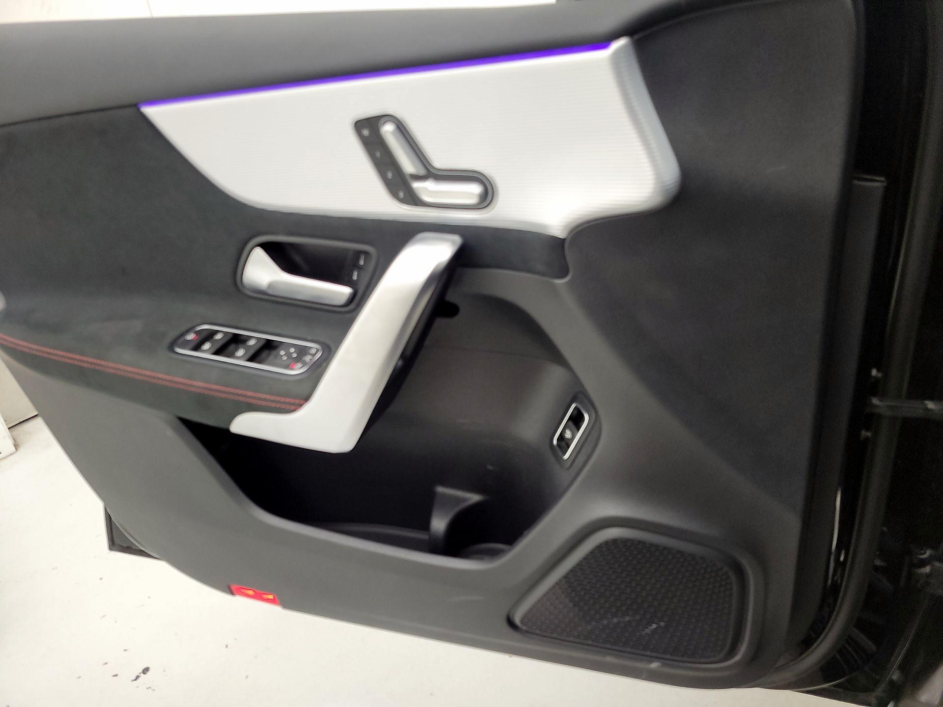 Thumbnail: 2022 Mercedes-Benz A-Class - 12