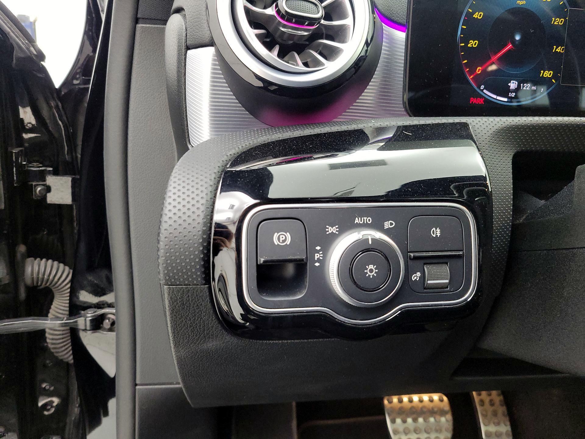 Thumbnail: 2022 Mercedes-Benz A-Class - 13