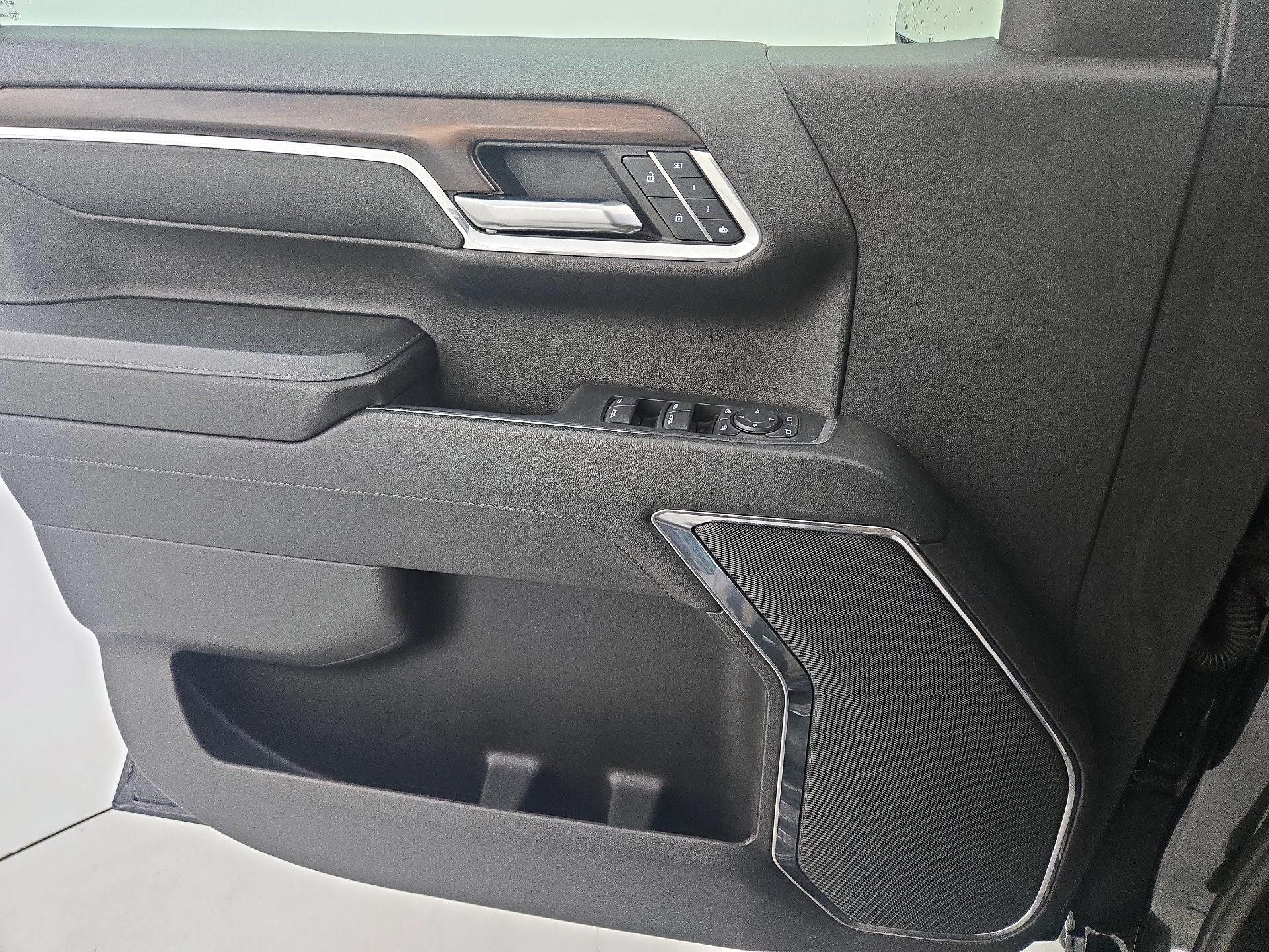 Thumbnail: 2024 GMC Sierra 1500 - 12