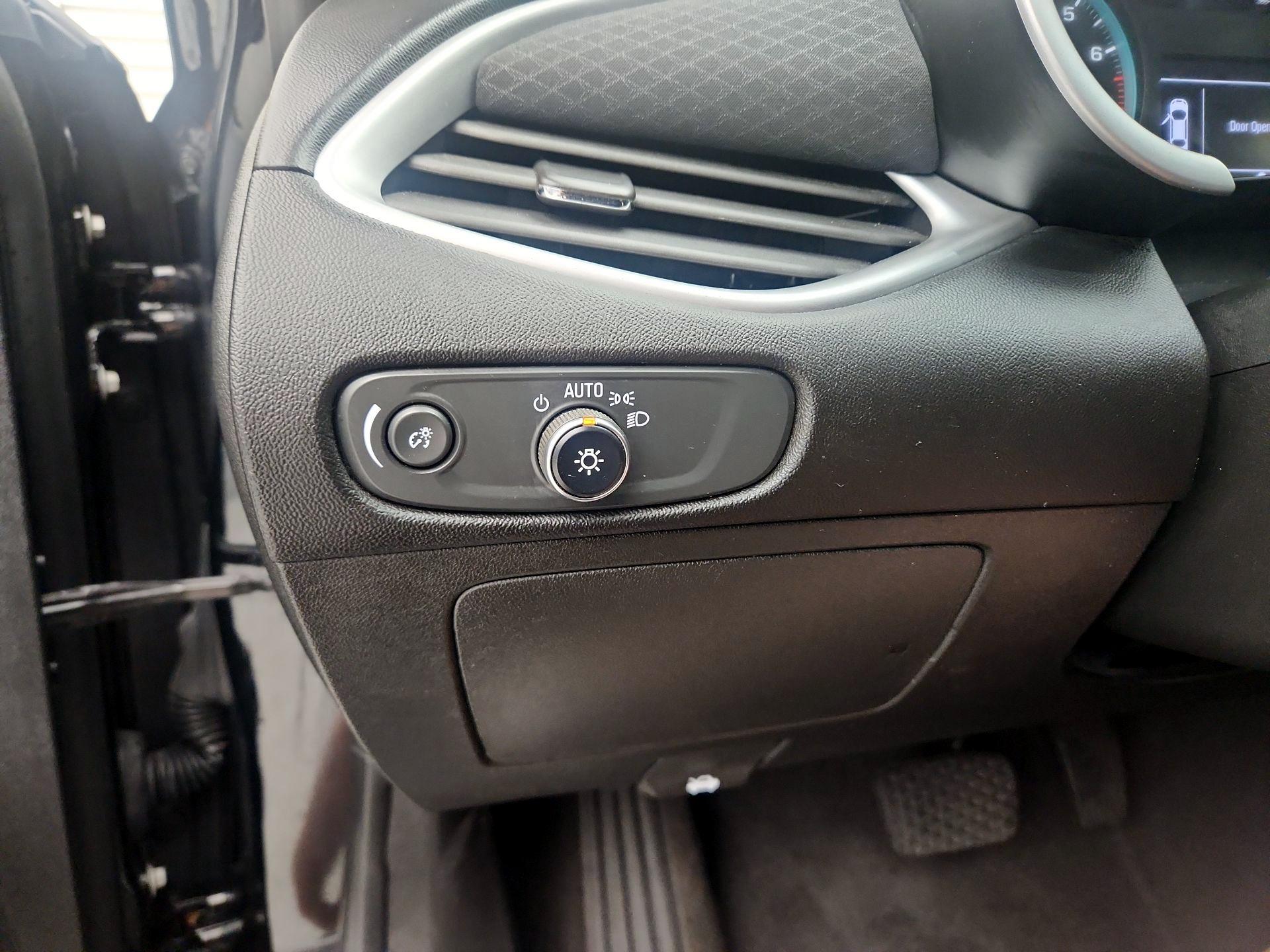 Thumbnail: 2024 Chevrolet Malibu - 13