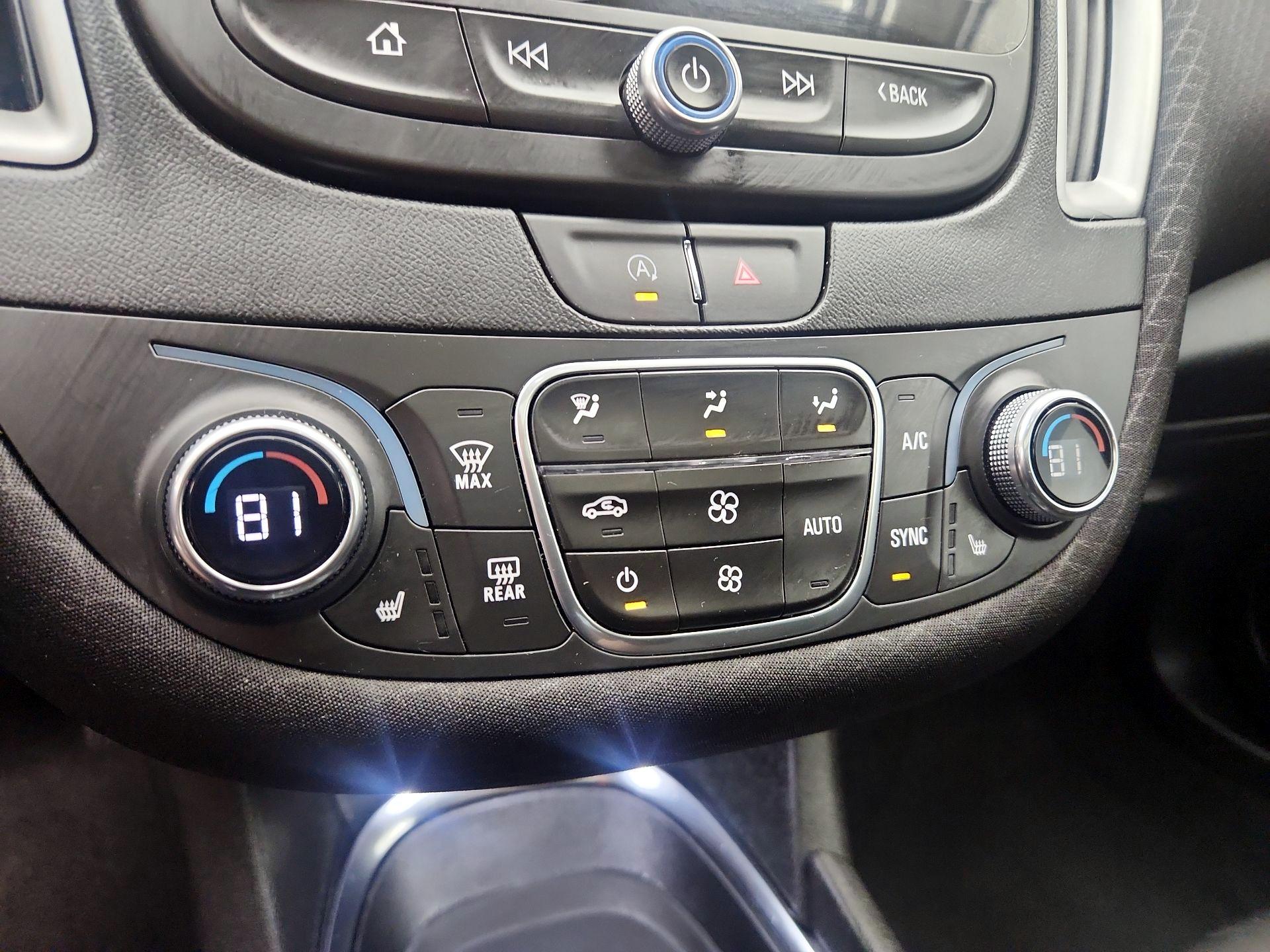 Thumbnail: 2024 Chevrolet Malibu - 16