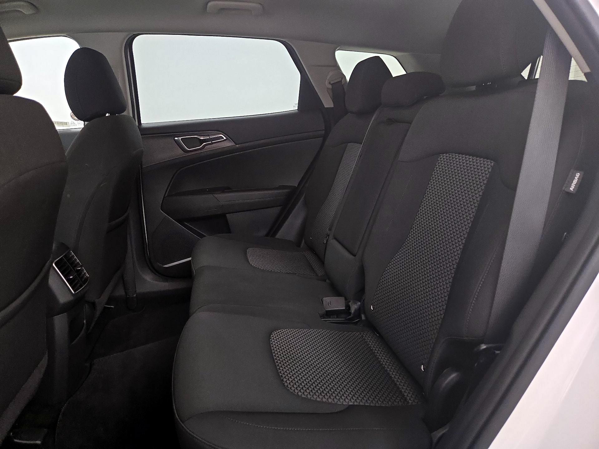 Thumbnail: 2024 Kia Sportage - 19