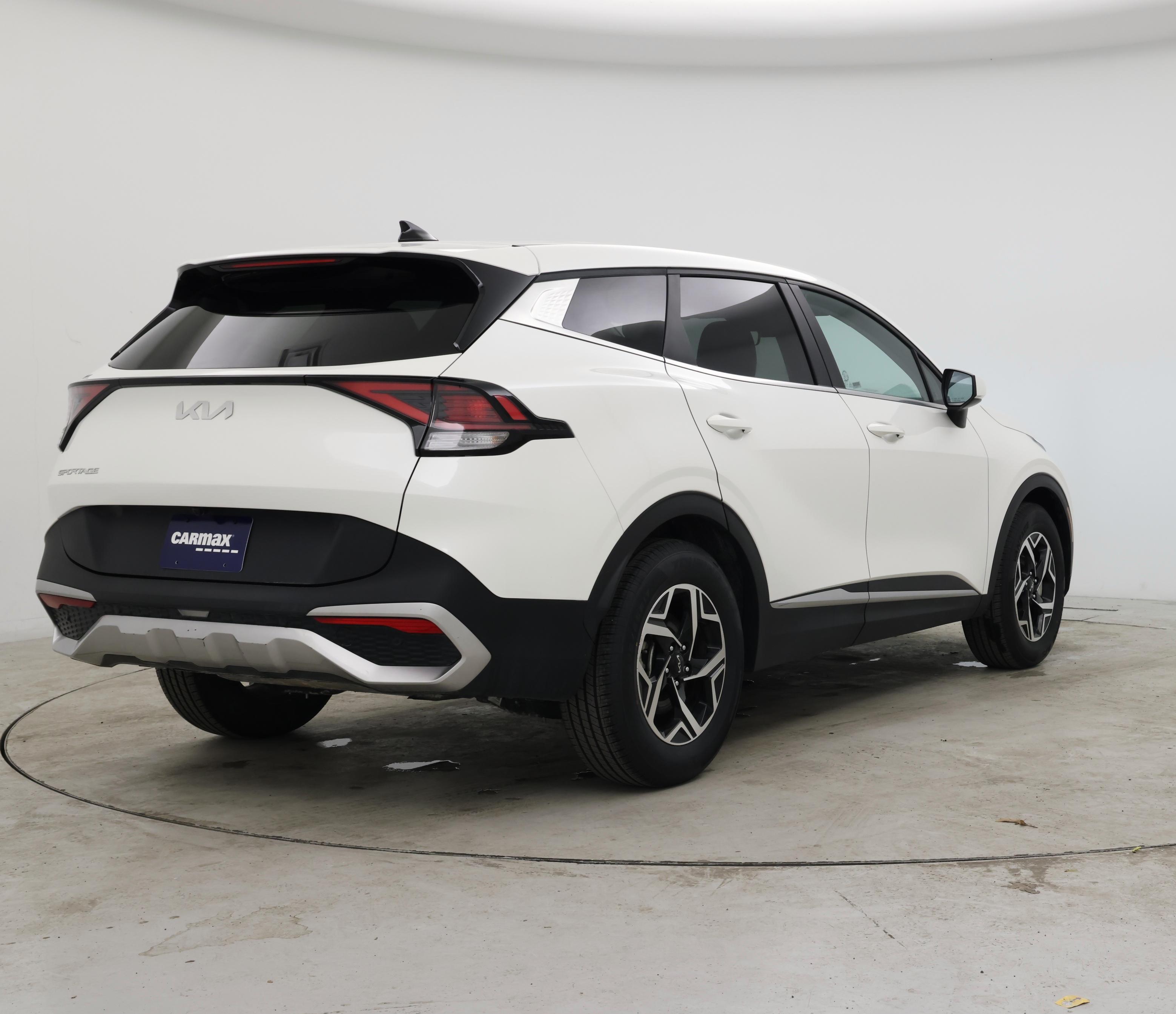 Thumbnail: 2024 Kia Sportage - 8