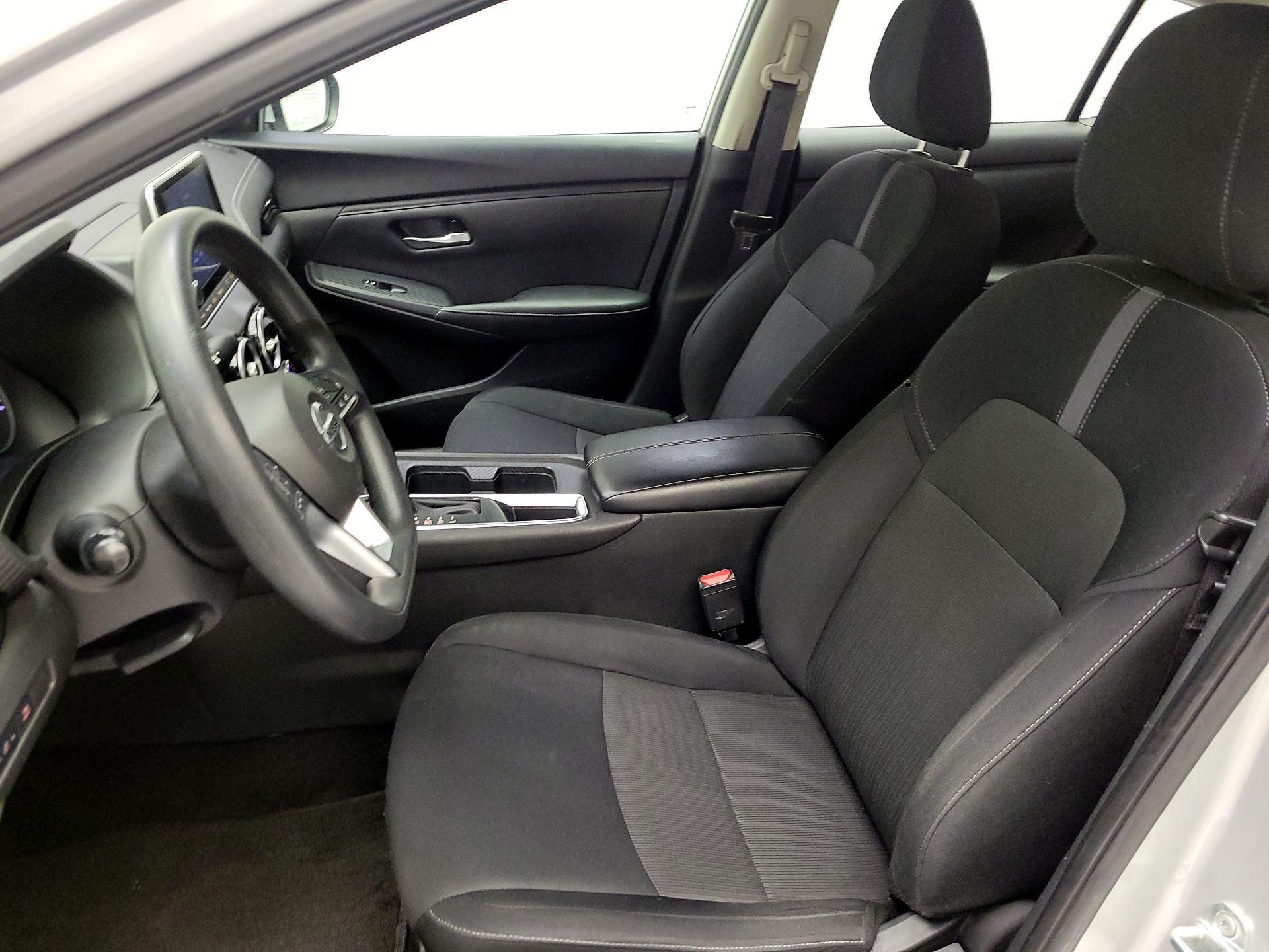 Thumbnail: 2023 Nissan Sentra - 9