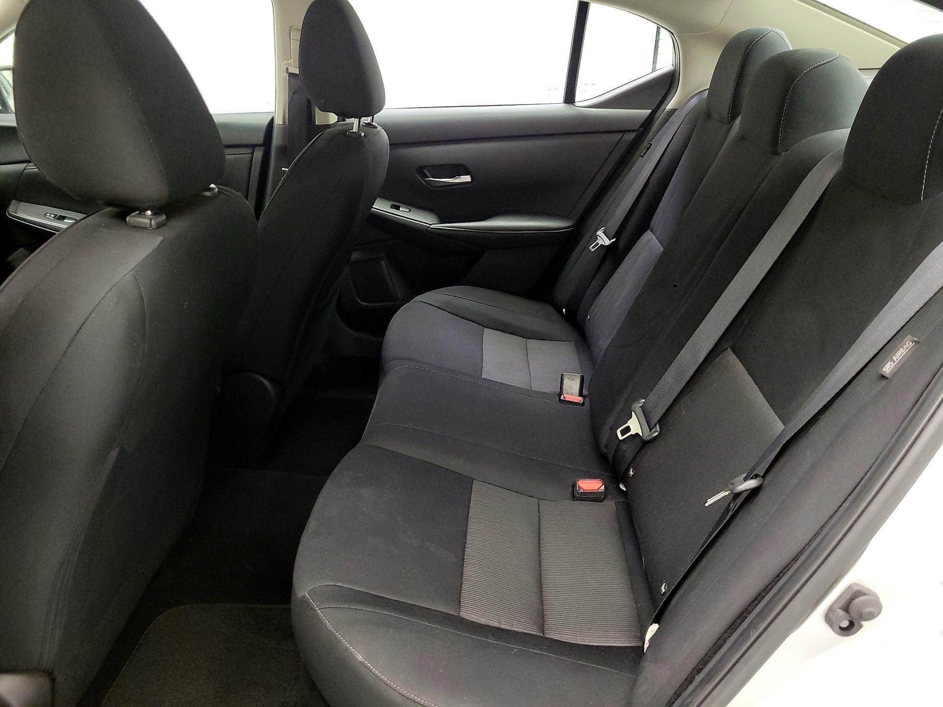 Thumbnail: 2023 Nissan Sentra - 17