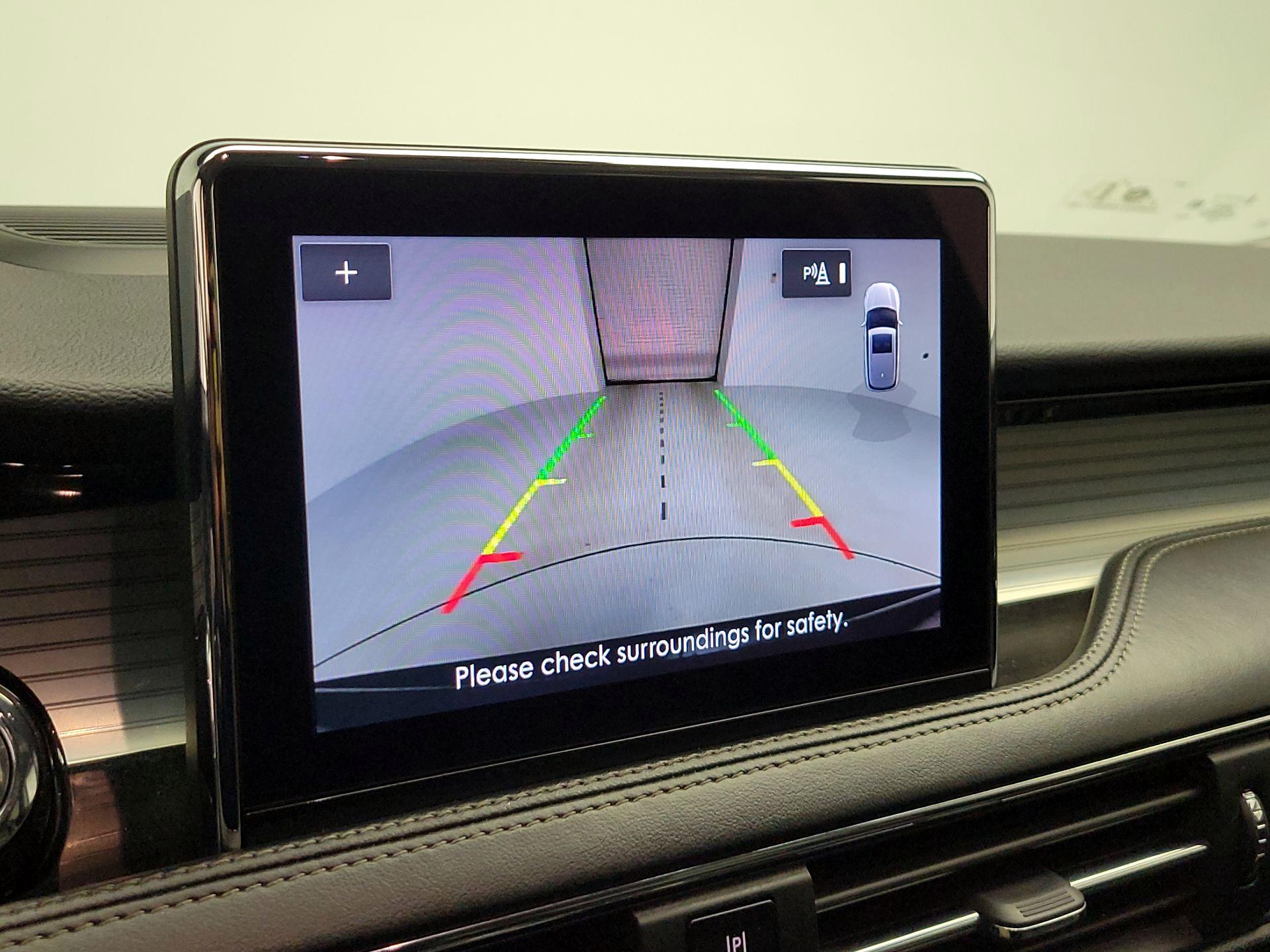 Thumbnail: 2022 Lincoln Corsair - 15