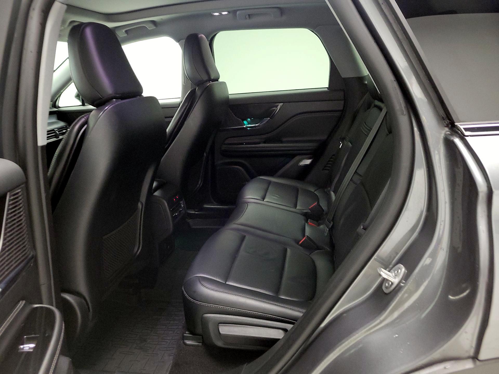 Thumbnail: 2022 Lincoln Corsair - 19