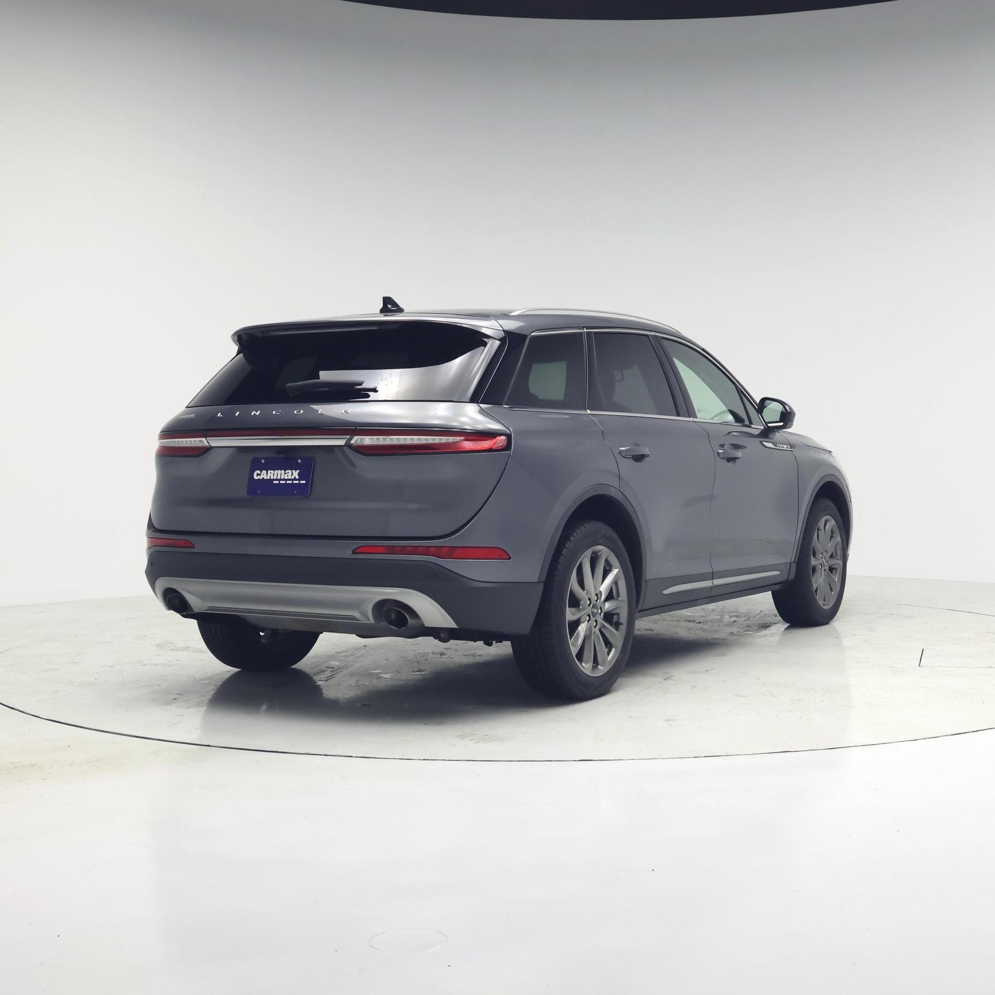 Thumbnail: 2022 Lincoln Corsair - 8