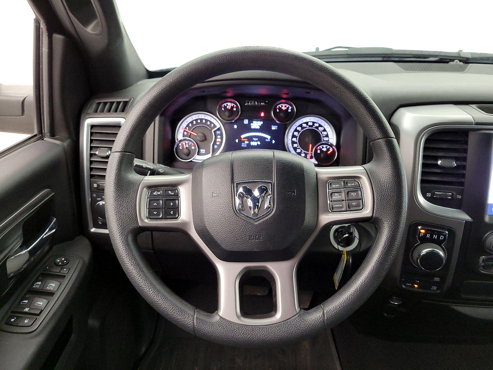 Thumbnail: 2022 RAM 1500 Classic - 10