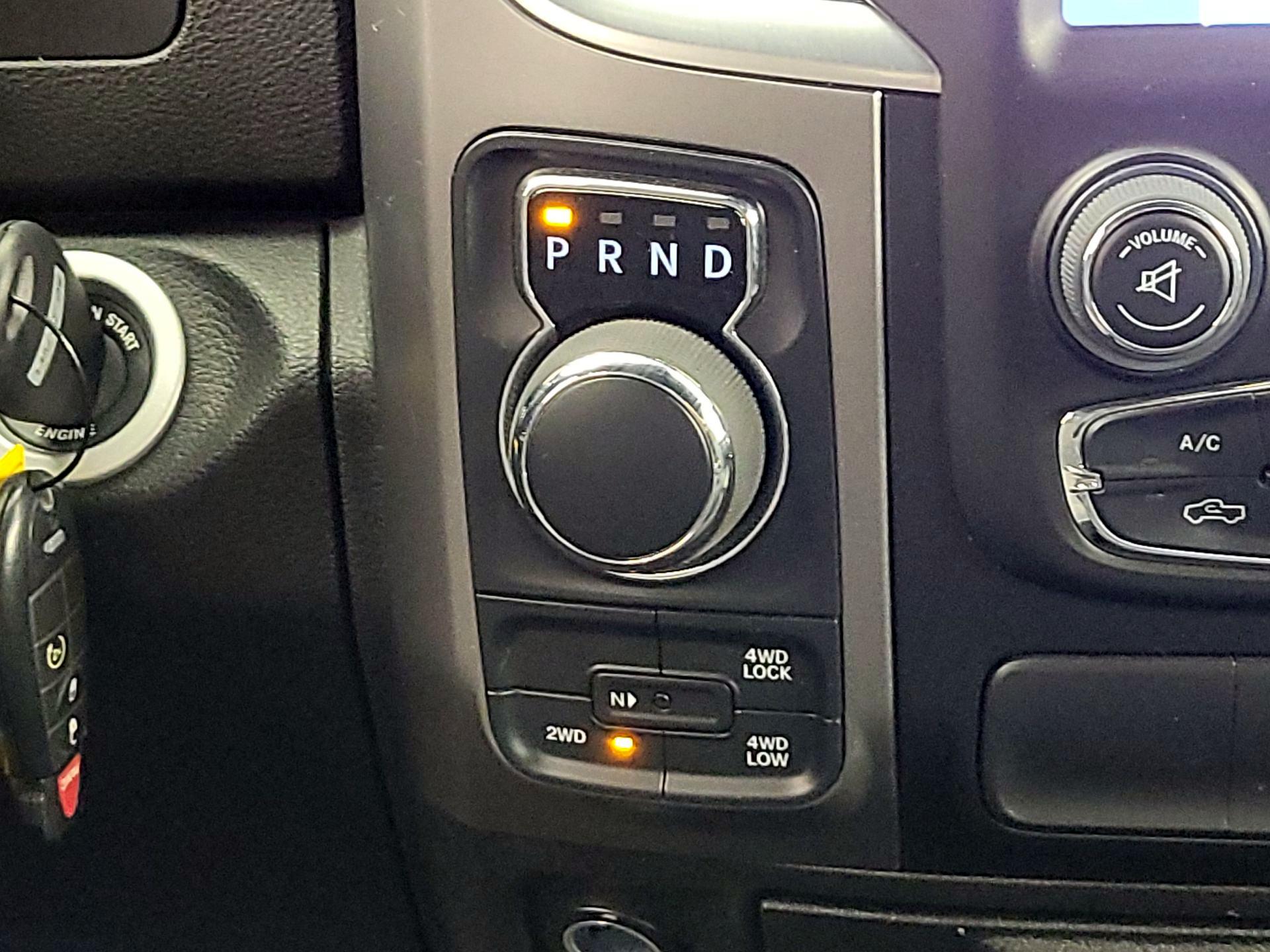 Thumbnail: 2022 RAM 1500 Classic - 17