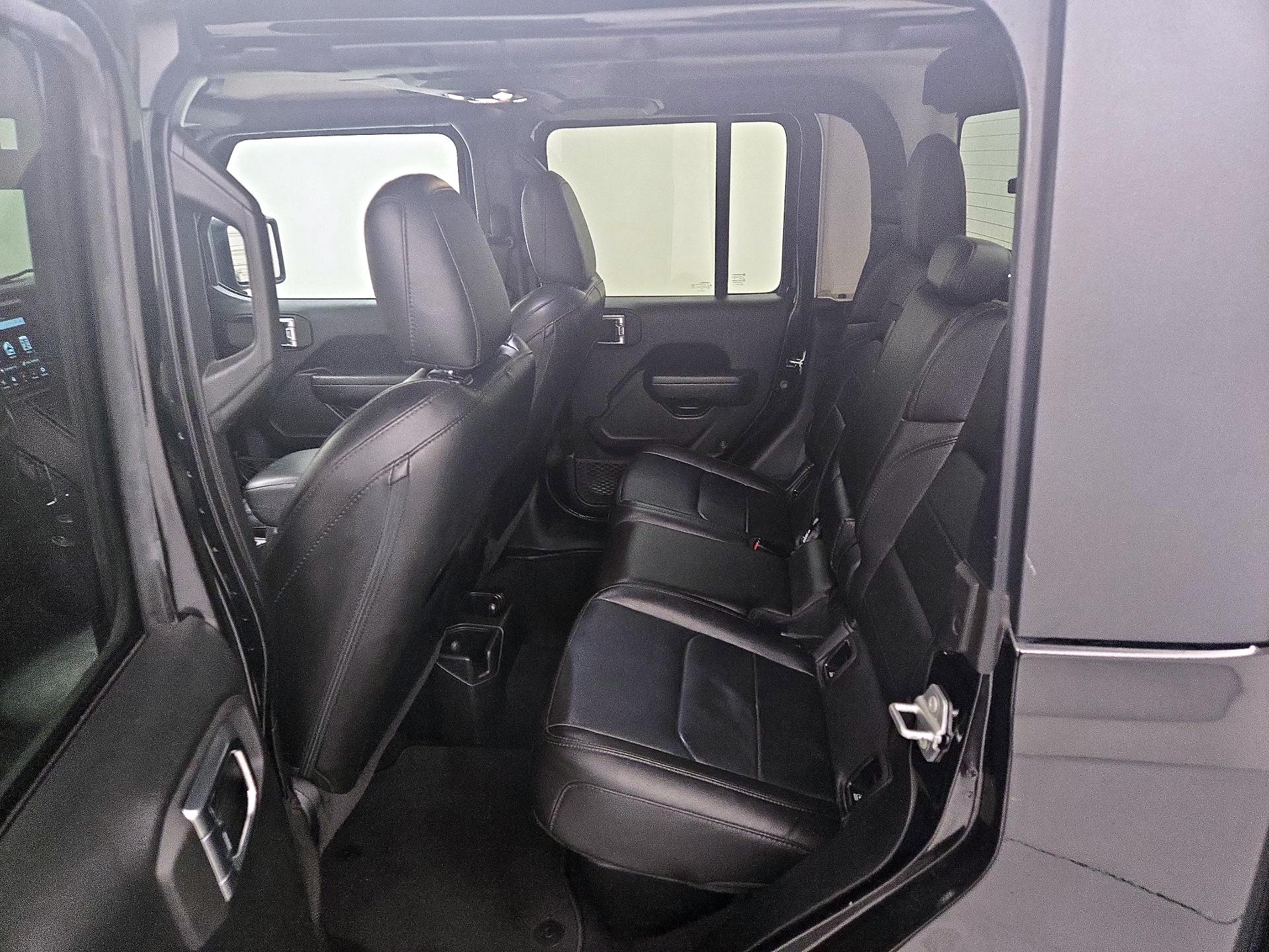 Thumbnail: 2023 Jeep Gladiator - 20