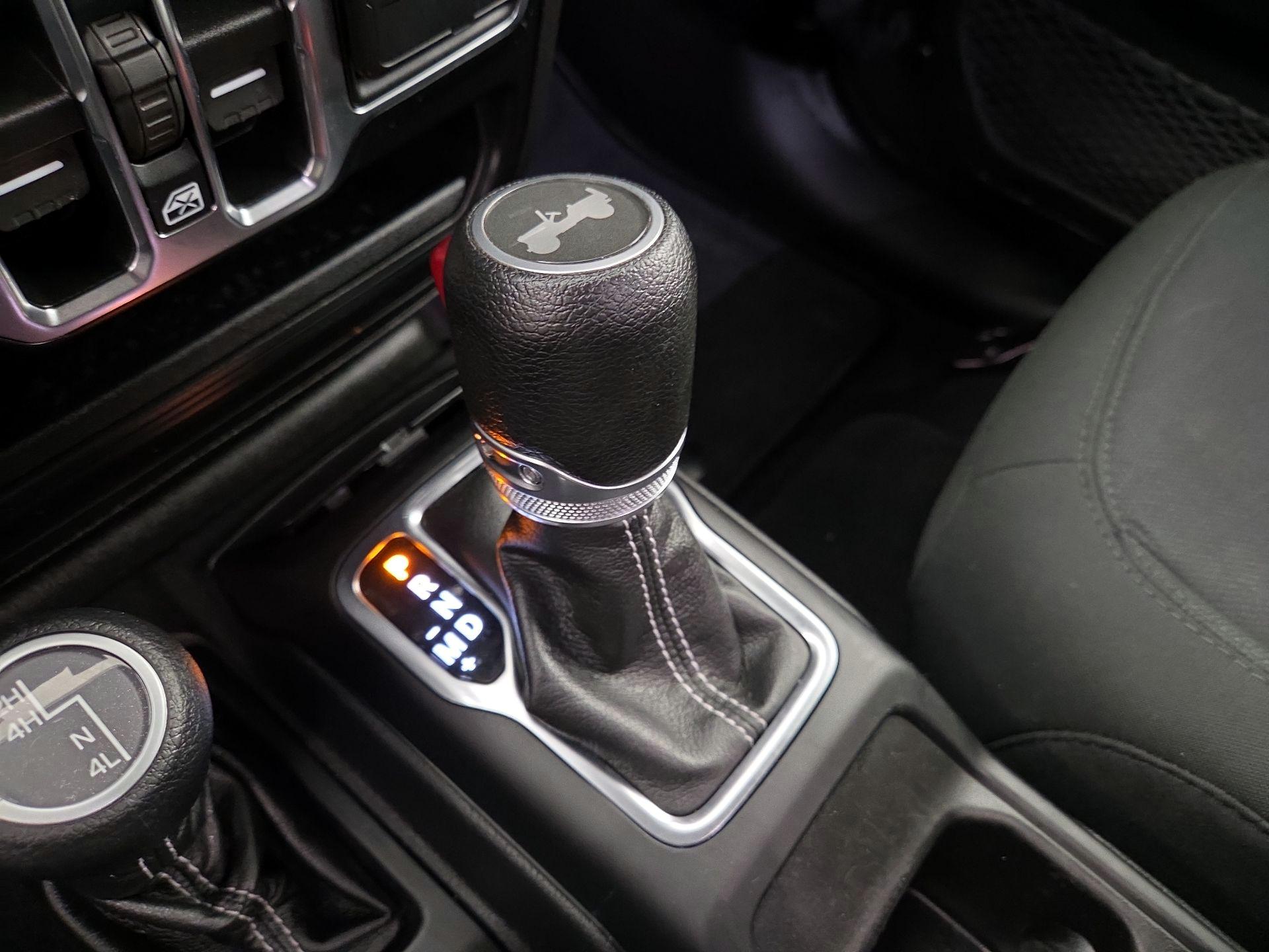 Thumbnail: 2022 Jeep Wrangler - 18