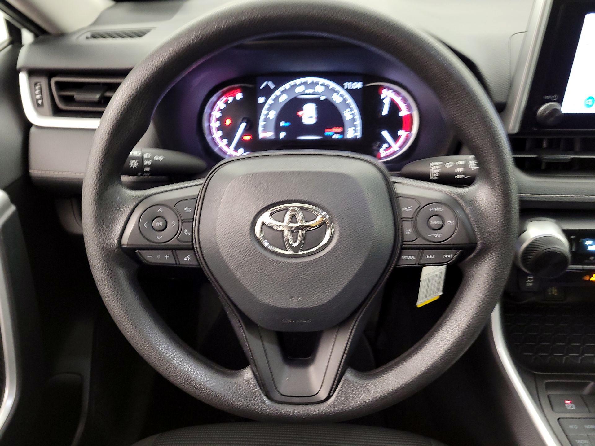 Thumbnail: 2025 Toyota RAV4 - 10