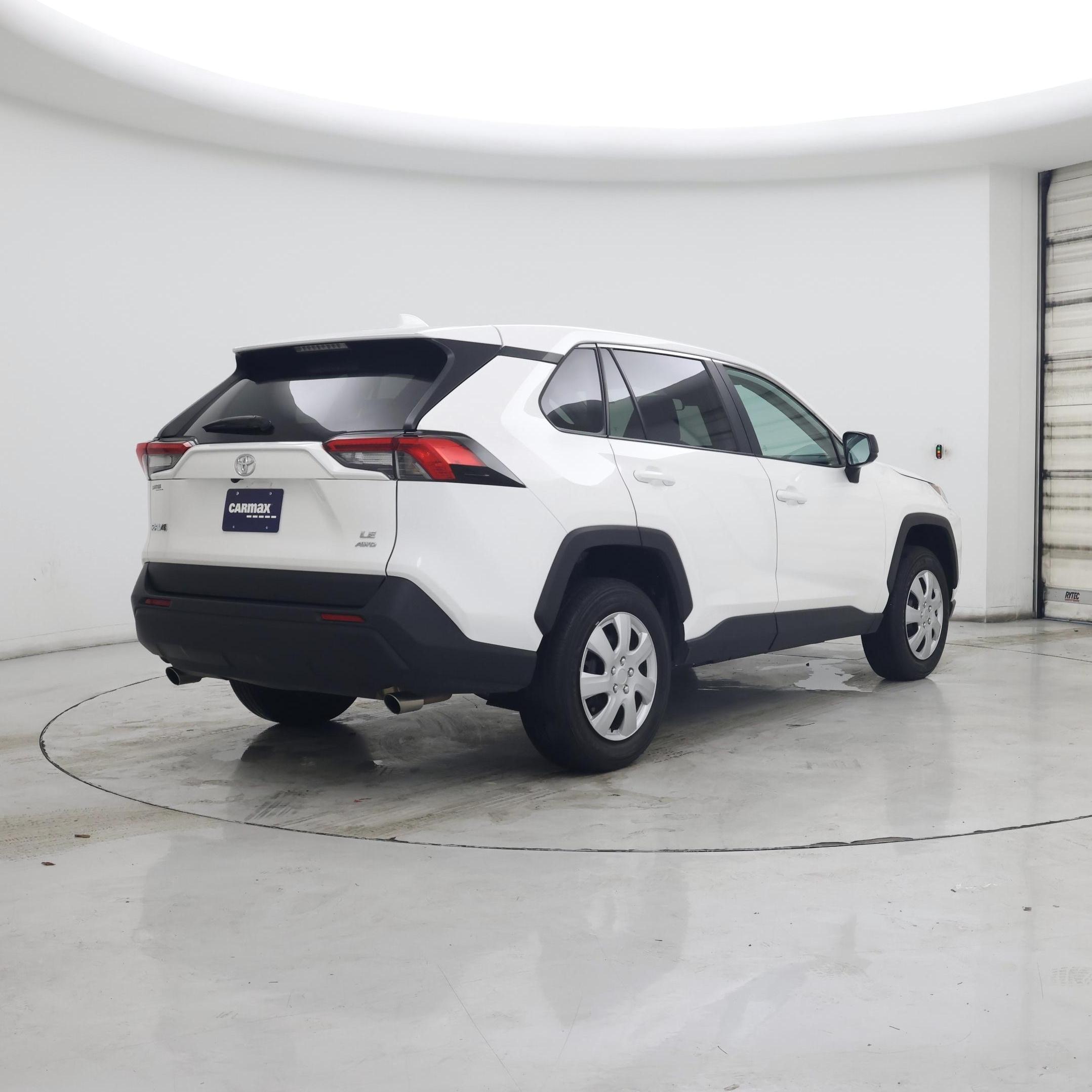 Thumbnail: 2025 Toyota RAV4 - 8