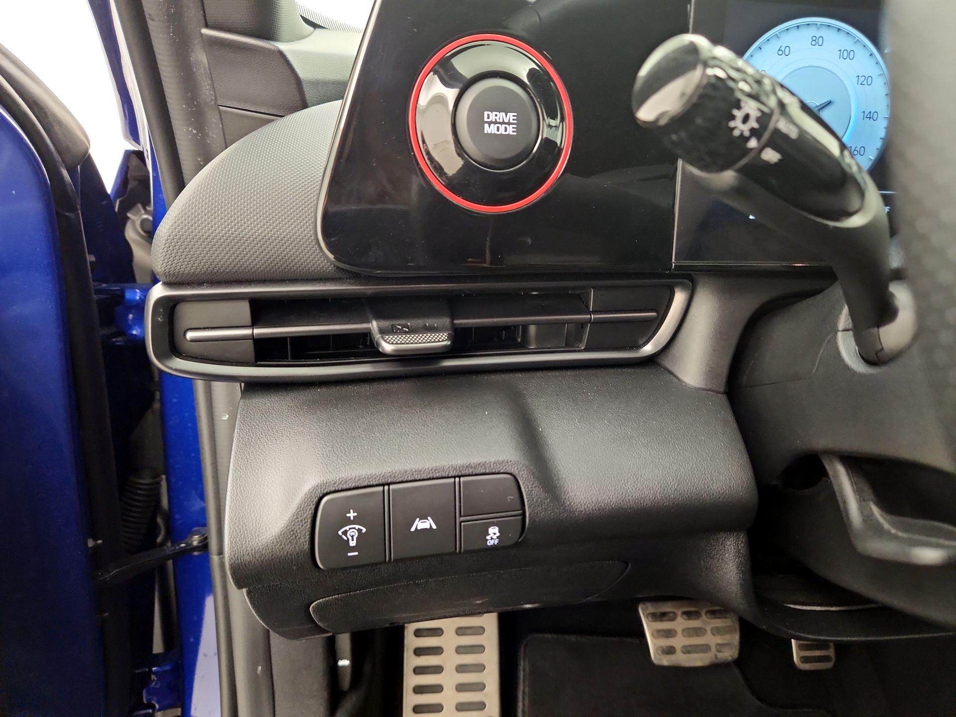 Thumbnail: 2023 Hyundai Elantra - 13