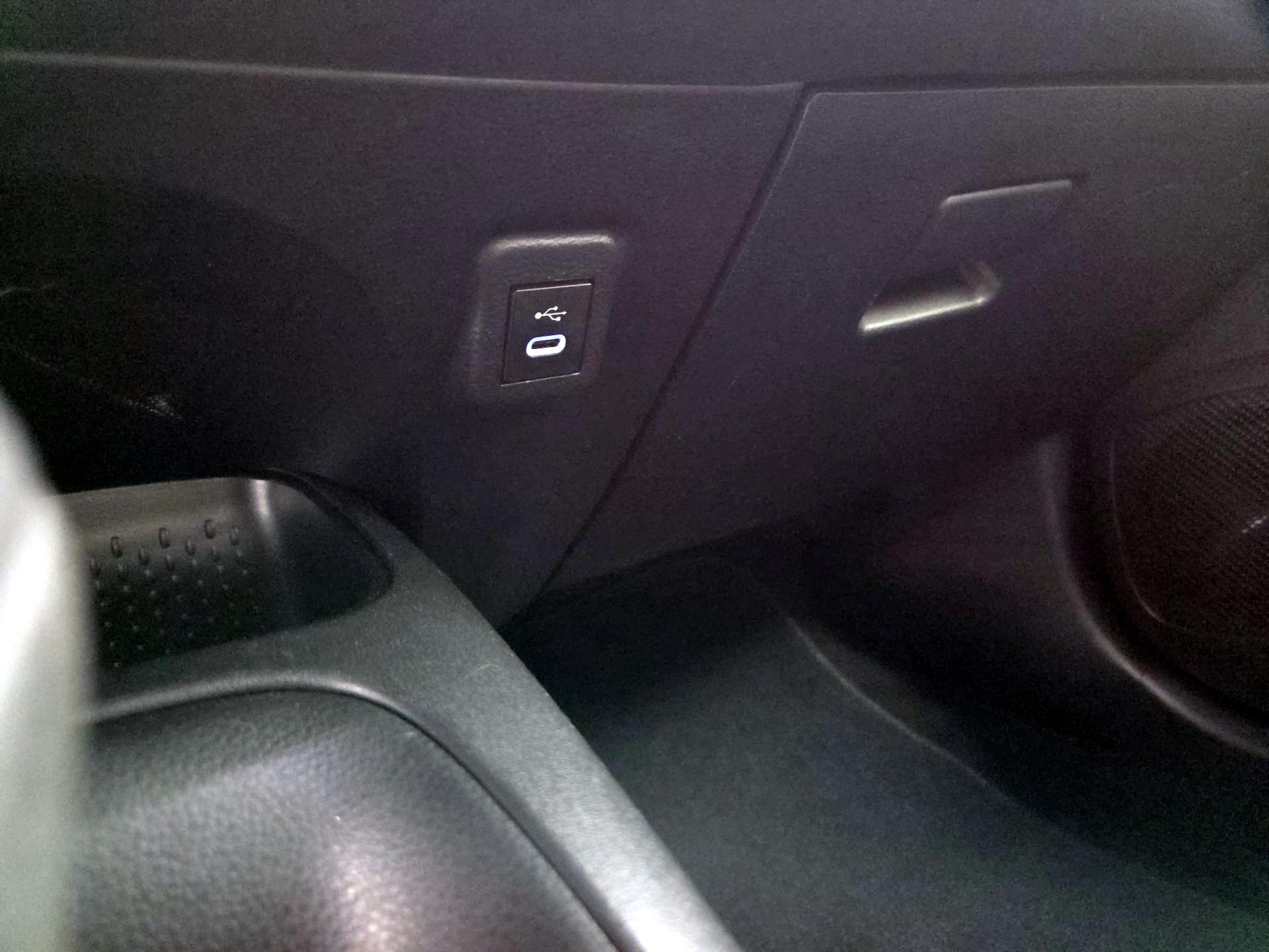 Thumbnail: 2023 Toyota Corolla - 18