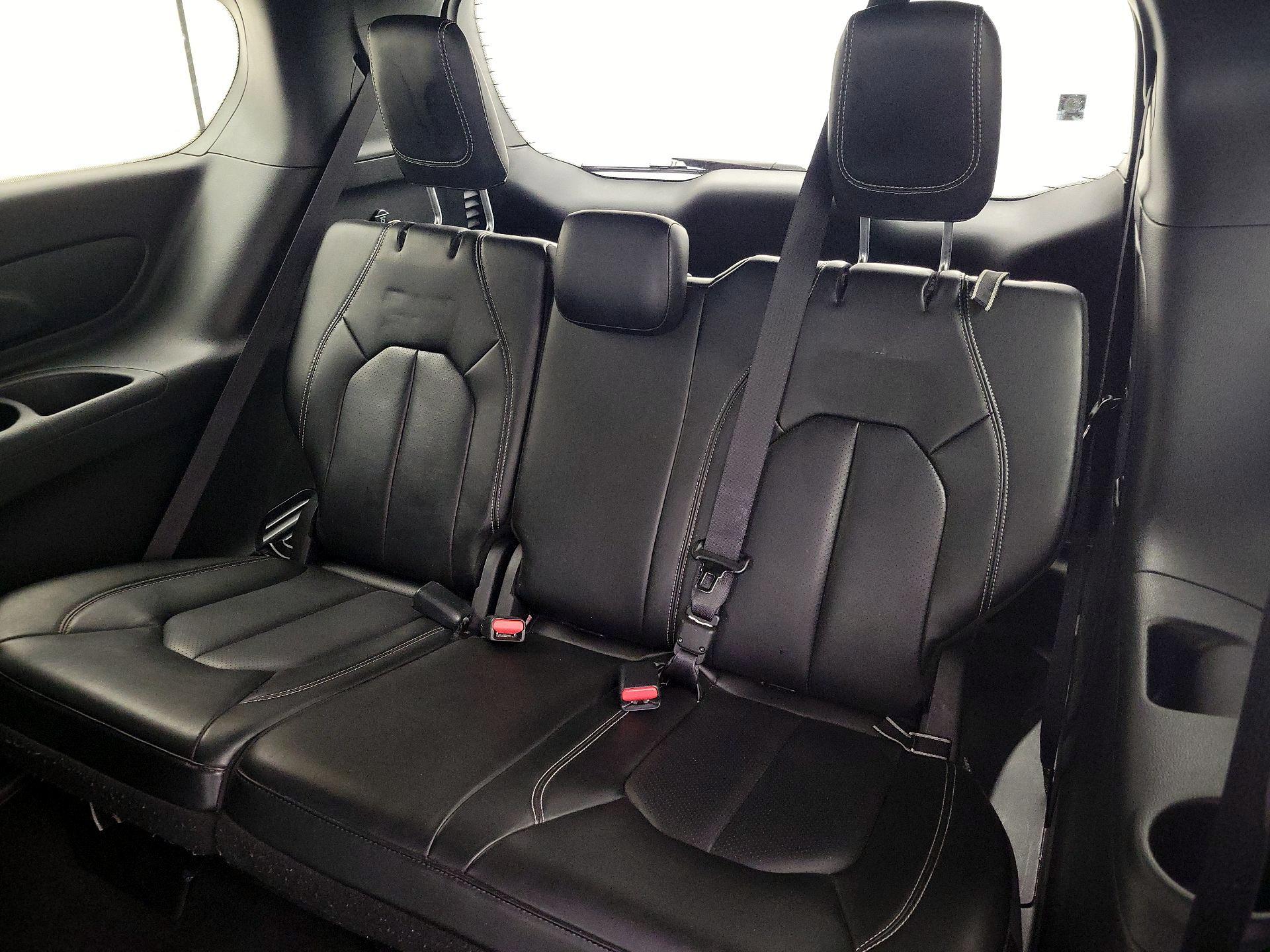 Thumbnail: 2023 Chrysler Pacifica - 20