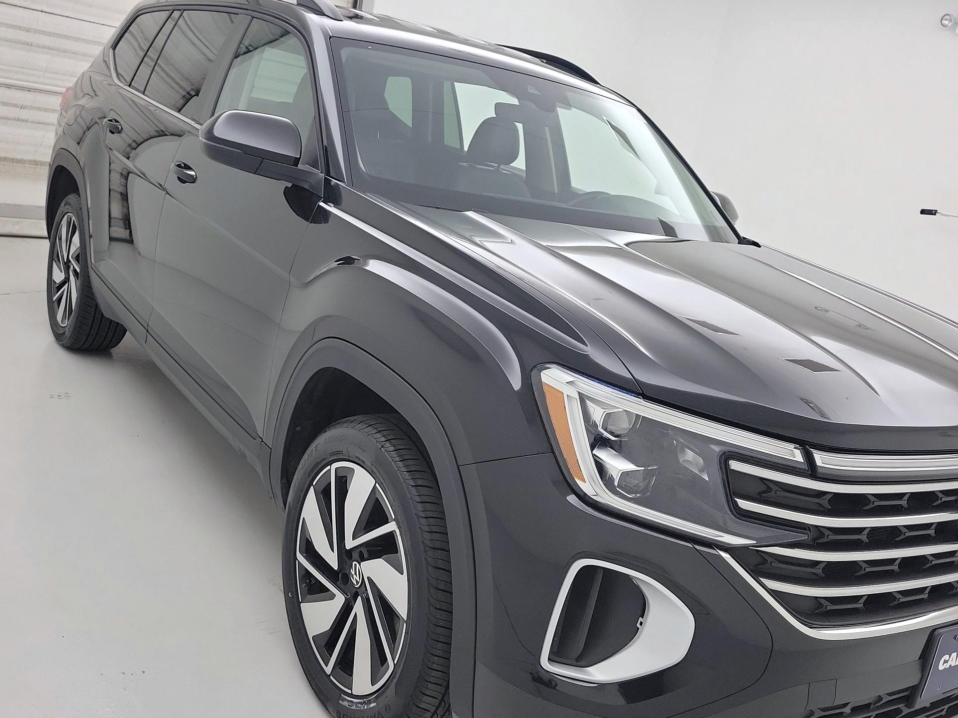 2024 Volkswagen Atlas SE w/Tech