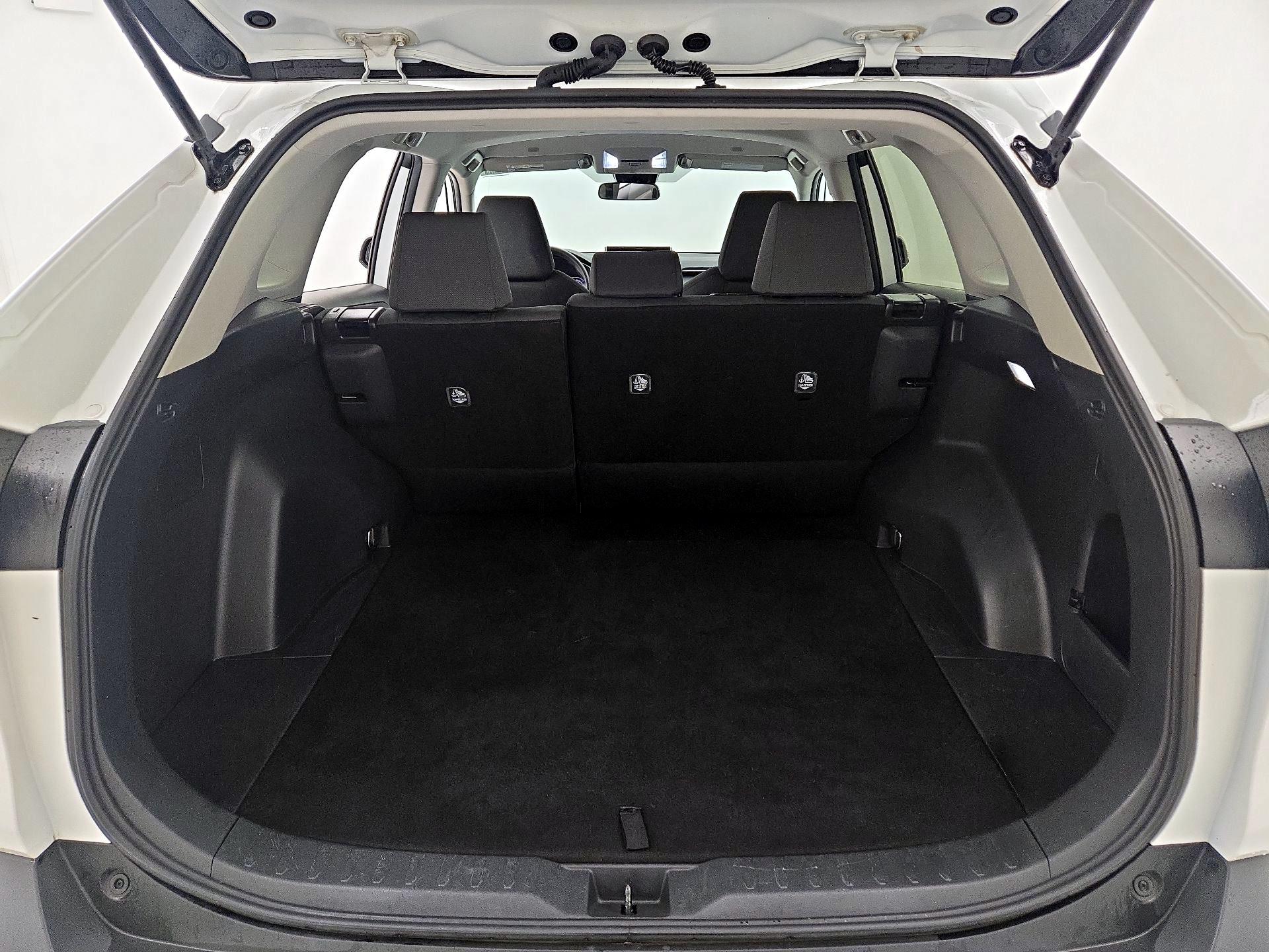 Thumbnail: 2024 Toyota RAV4 - 20